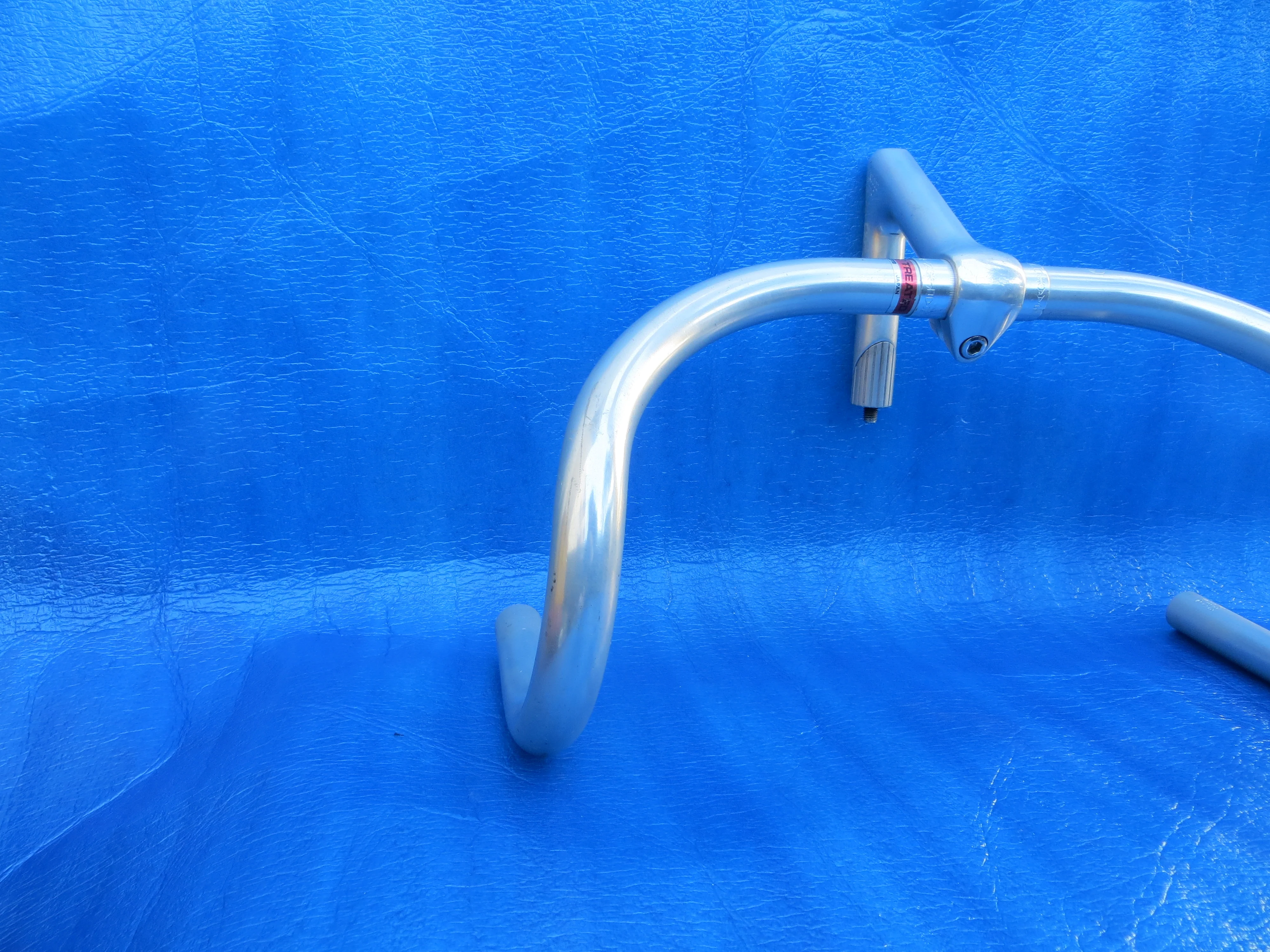 B123 380mm AA NJS Handlebar, Nitto Jaguar 100mm/58 degree AA NJS Stem (24112416) - Image 2