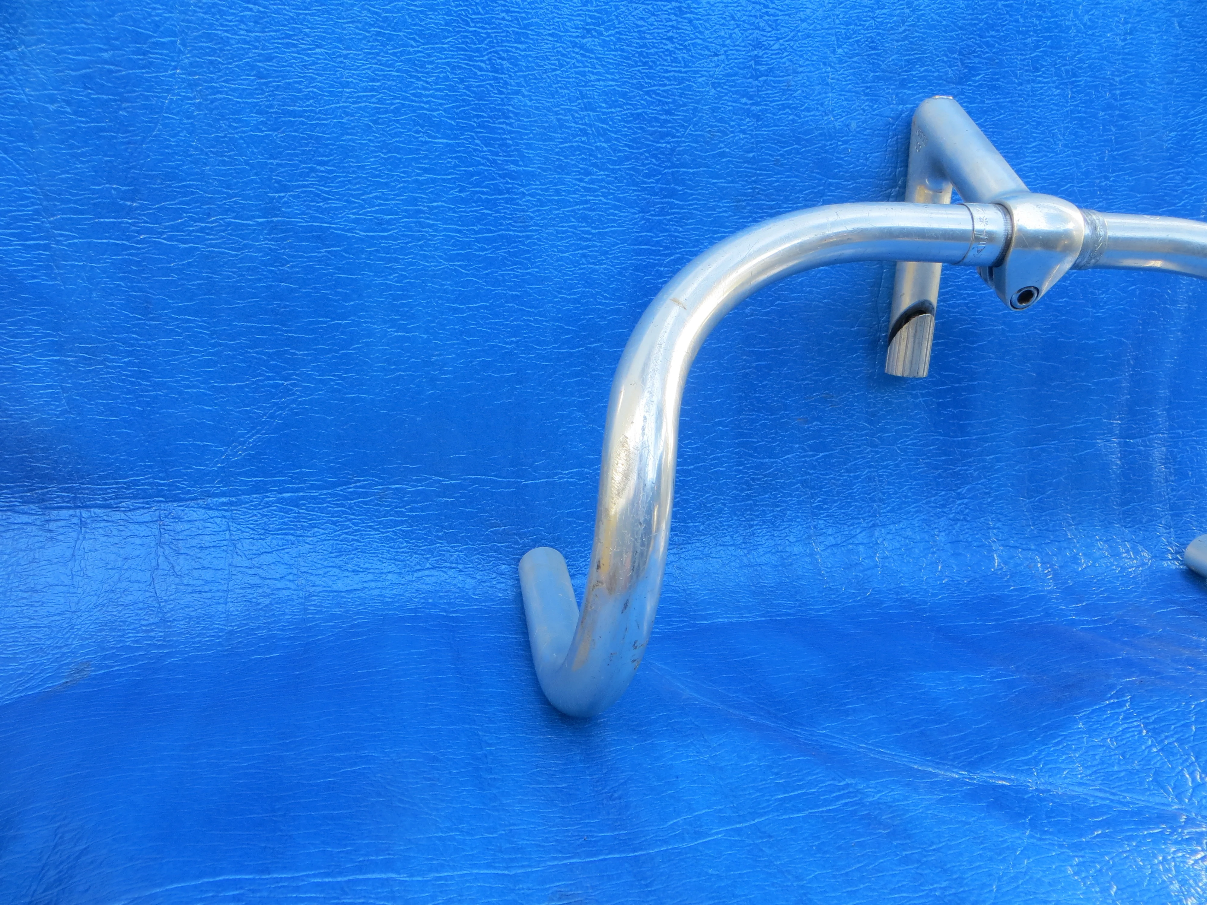 B123 380mm AA NJS Handlebar, Nitto Jaguar 100mm/58 degree AA NJS Stem (25021505) - Image 2