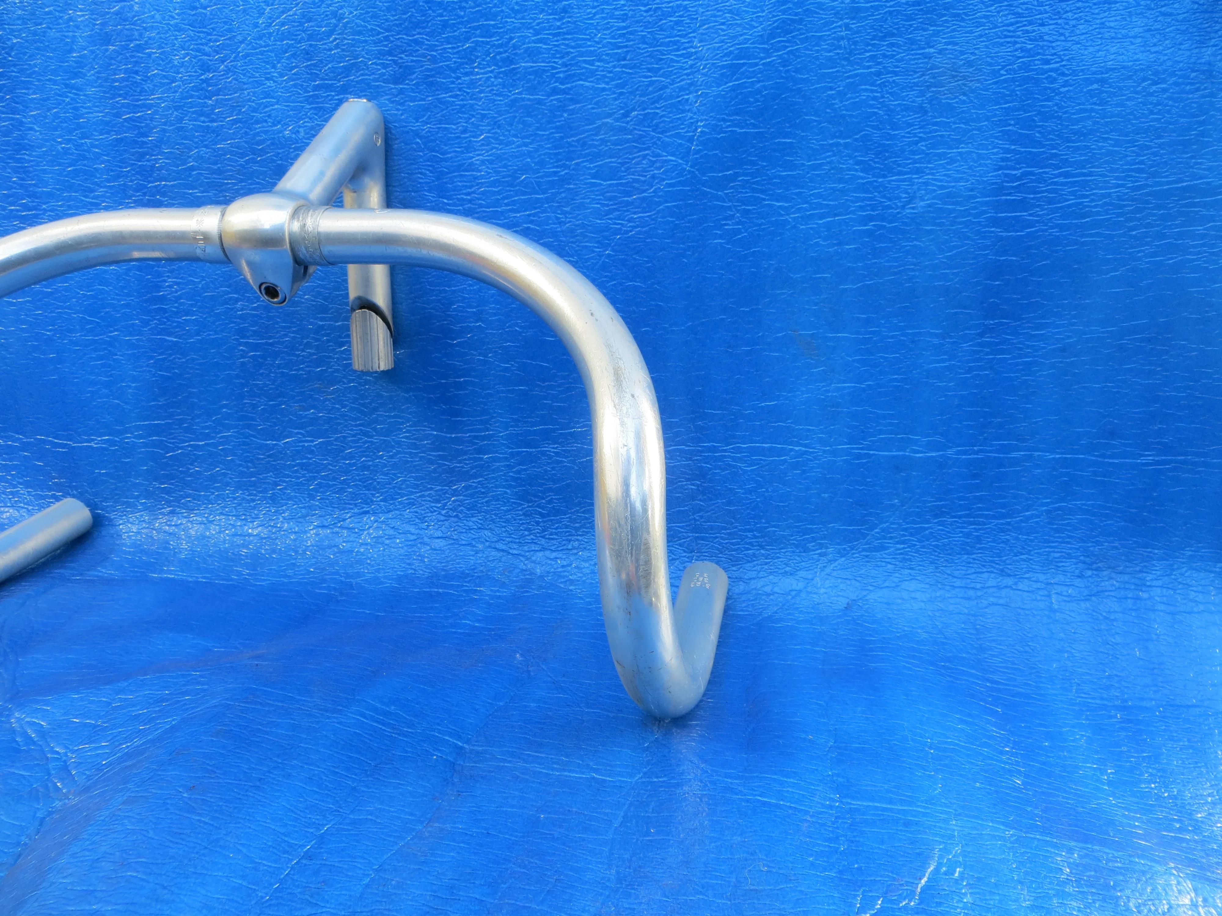 B123 380mm AA NJS Handlebar, Nitto Jaguar 100mm/58 degree AA NJS Stem (25021505) - Image 3