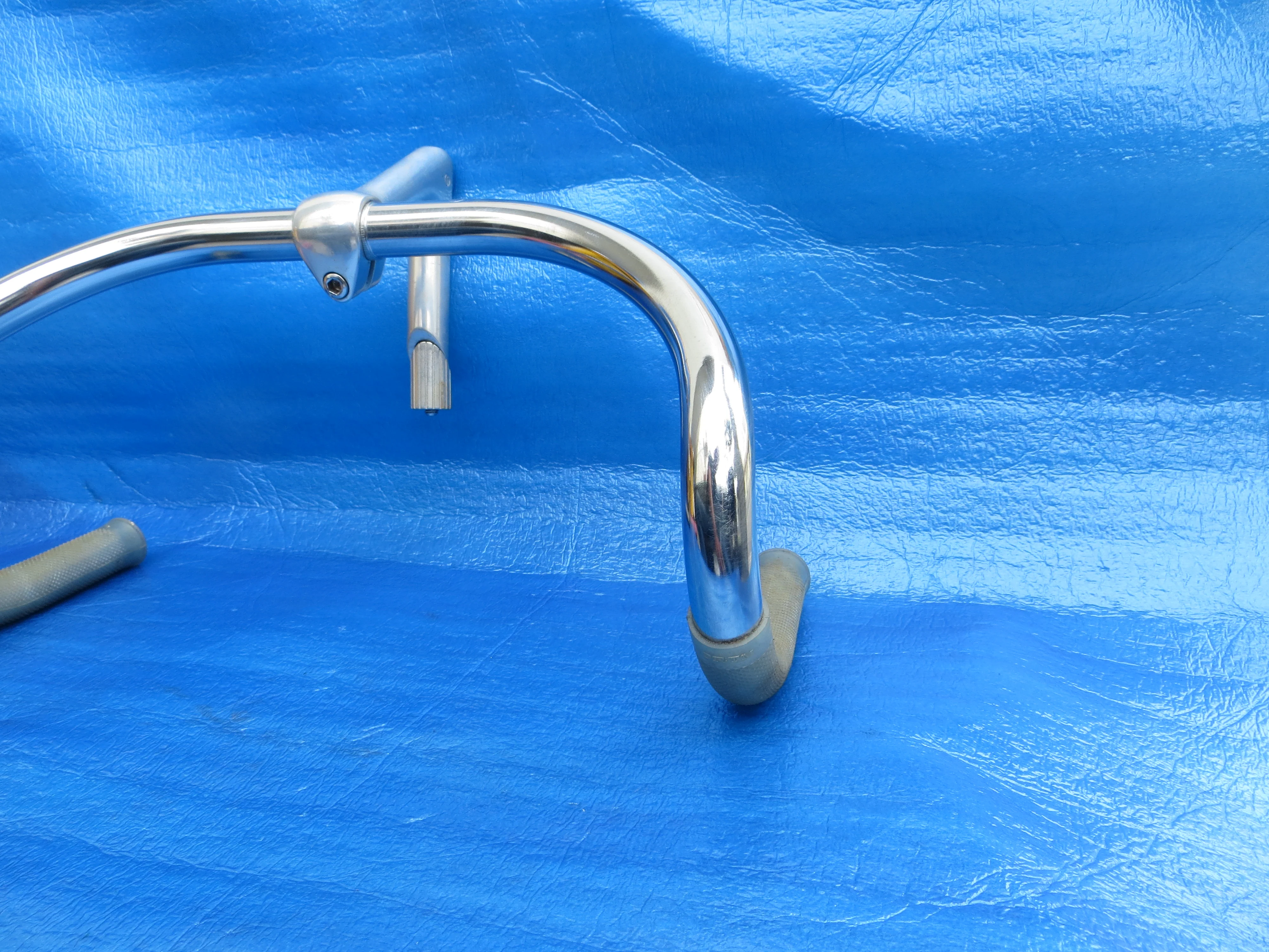 B123 380mm CrMo NJS Handlebar, Nitto Jaguar, 100mm/58 degree AA NJS Stem, Soyo Grips (24100304) - Image 3