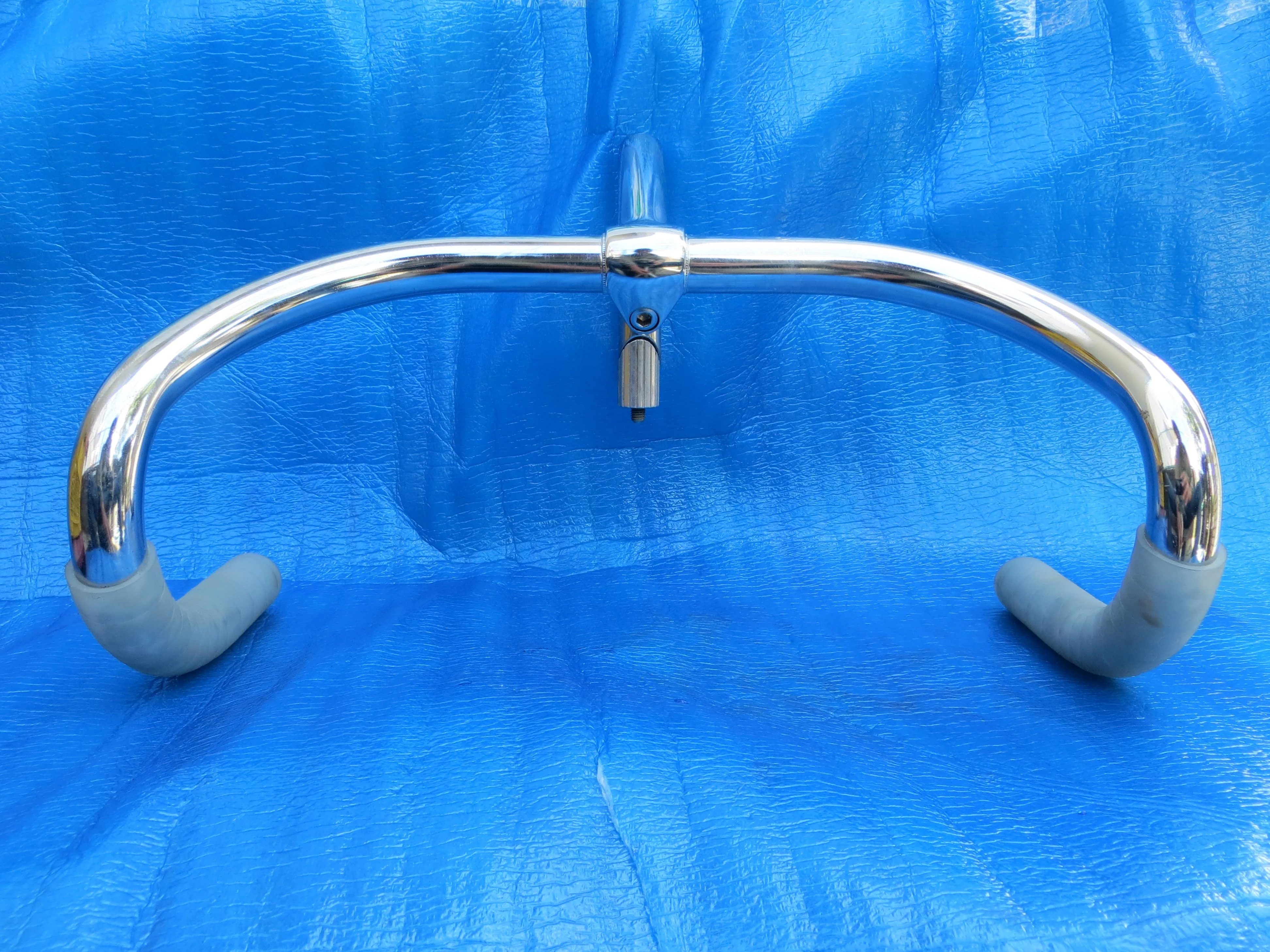 B125 380mm Steel NJS Handlebar, Nitto Jaguar, 105mm/58egree AA NJS Stem, Champ Grips (24050901)