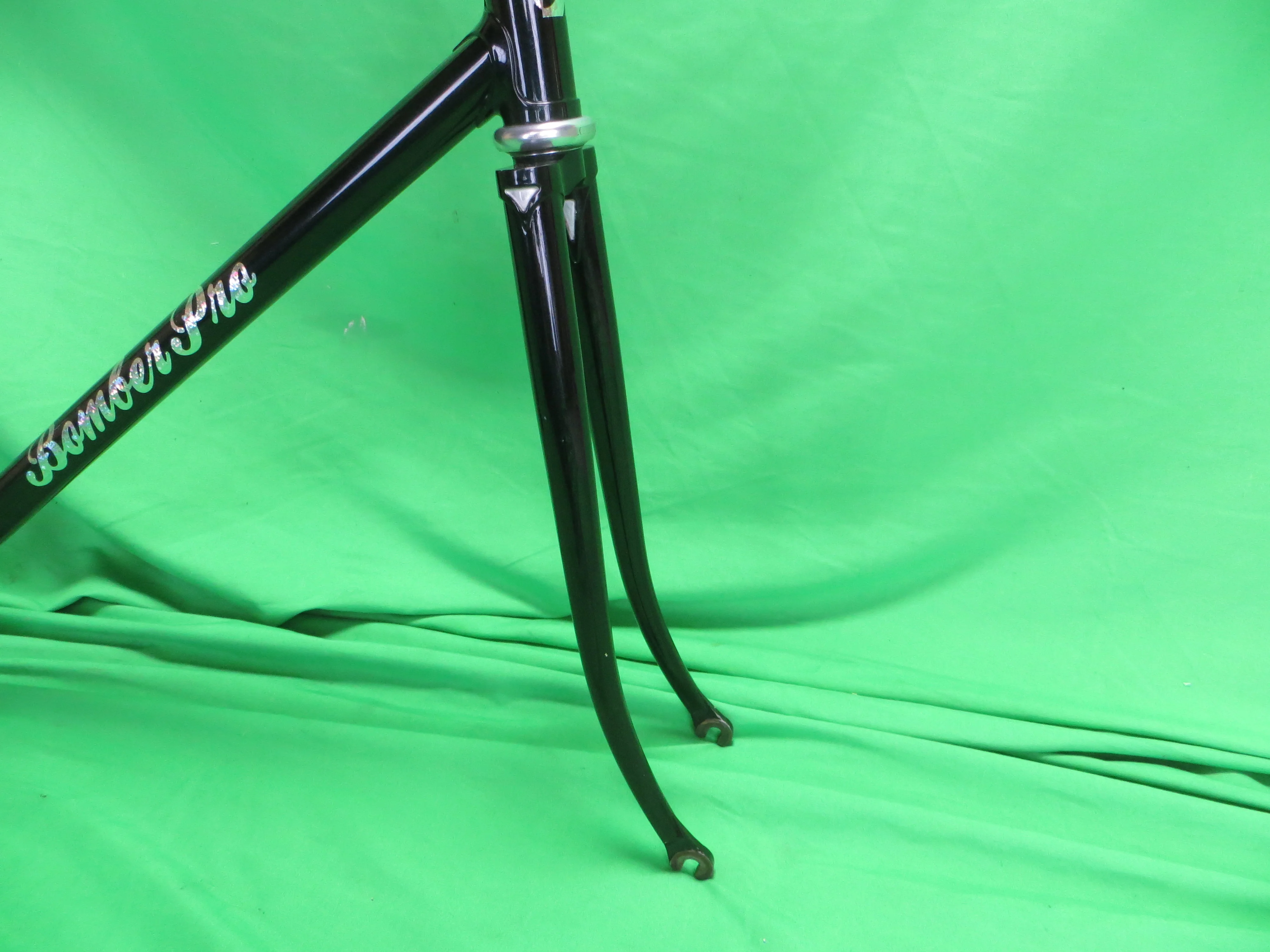 Bomber Pro // Black // 51cm - Image 10