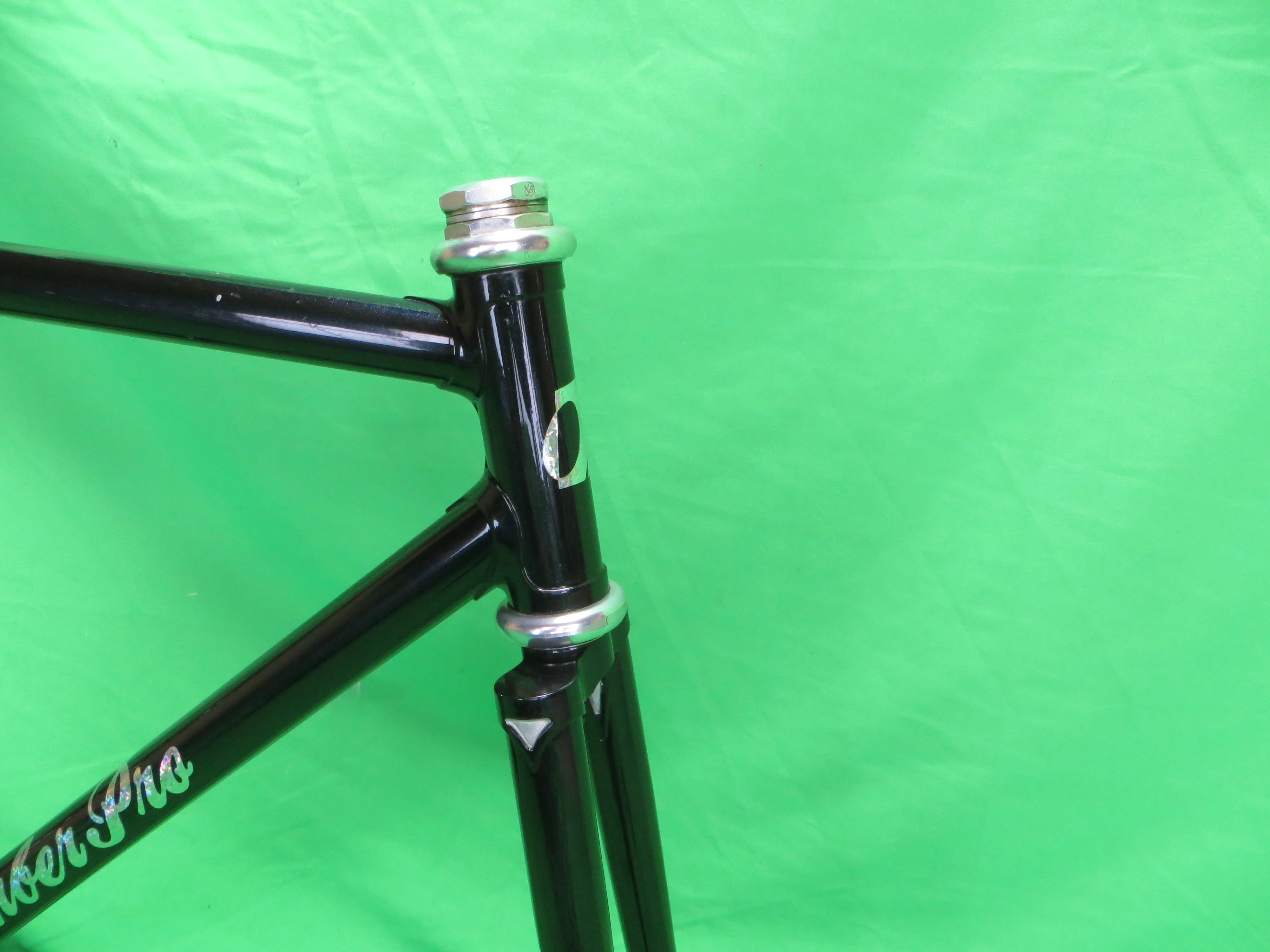 Bomber Pro // Black // 51cm - Image 9