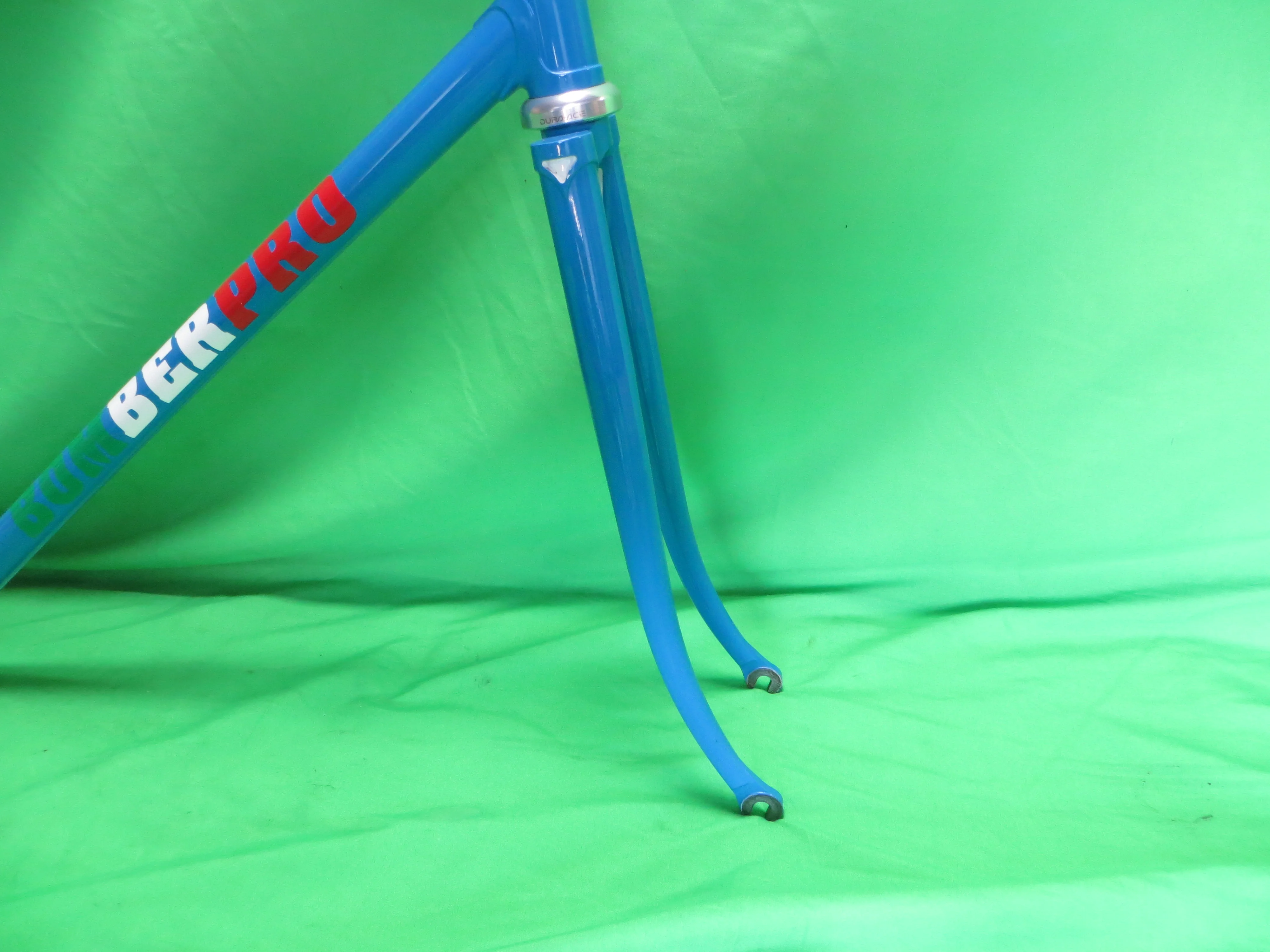 Bomber Pro // Blue // 52cm - Image 10