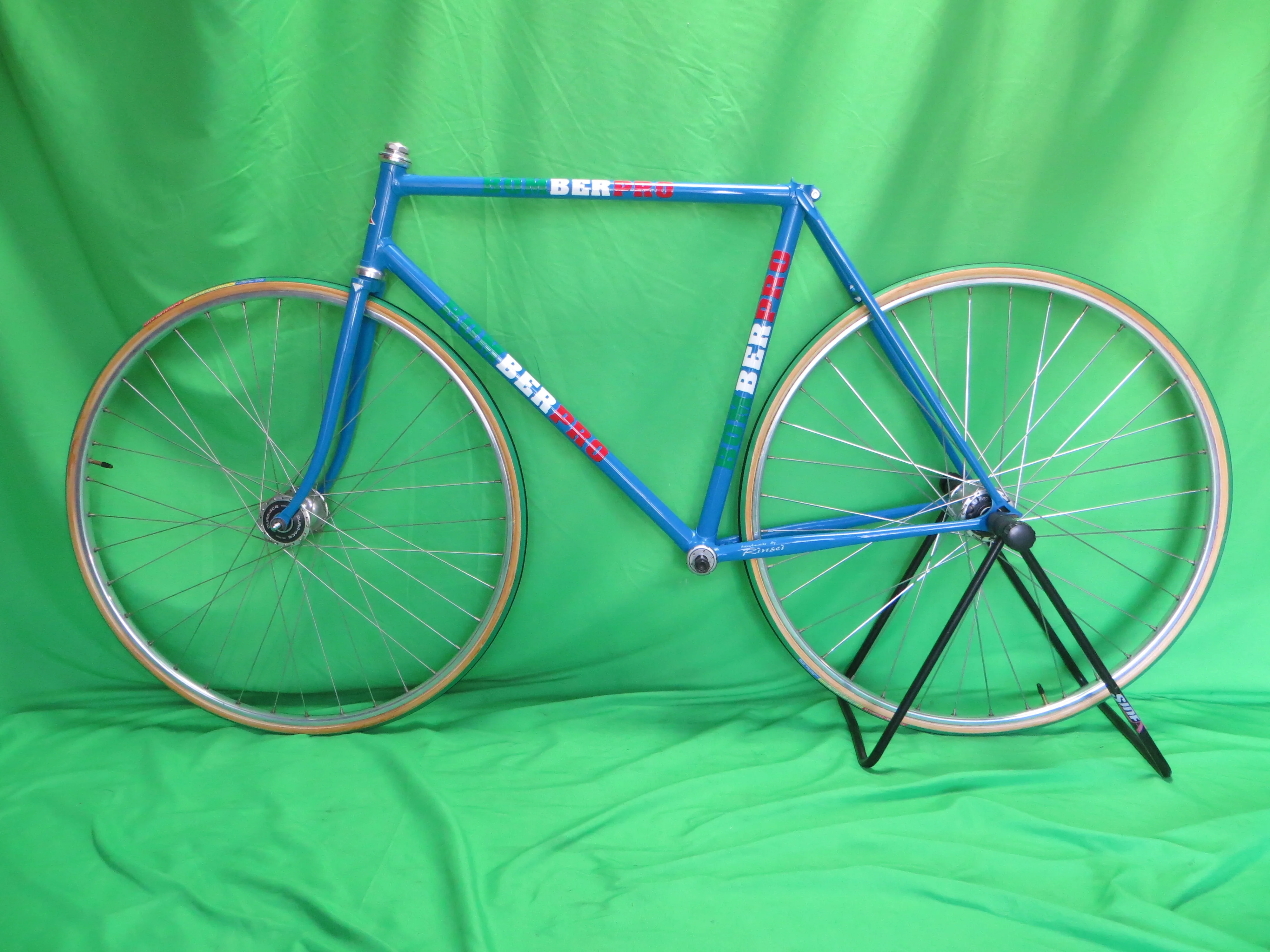 Bomber Pro // Blue // 52cm - Image 16