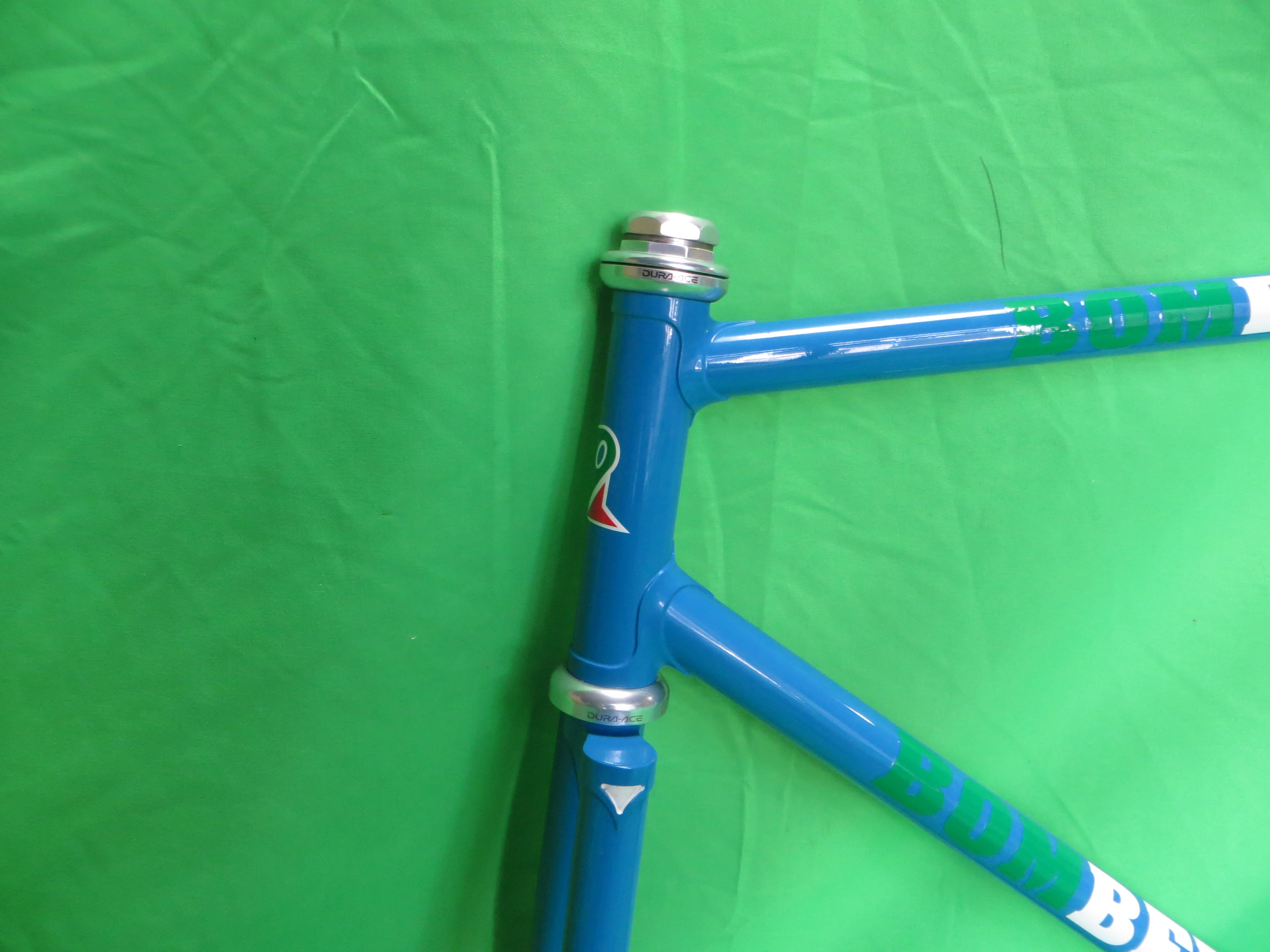 Bomber Pro // Blue // 52cm - Image 2