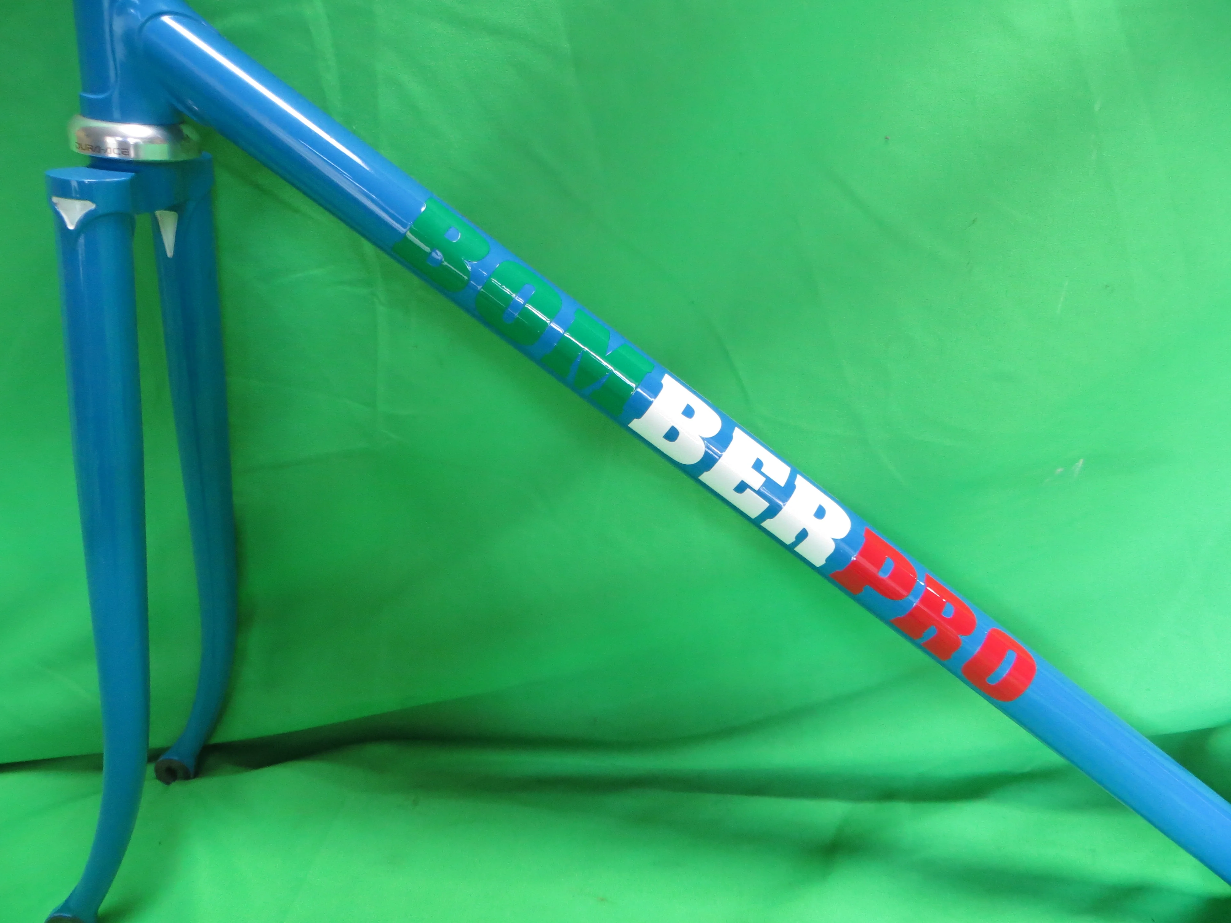 Bomber Pro // Blue // 52cm - Image 6
