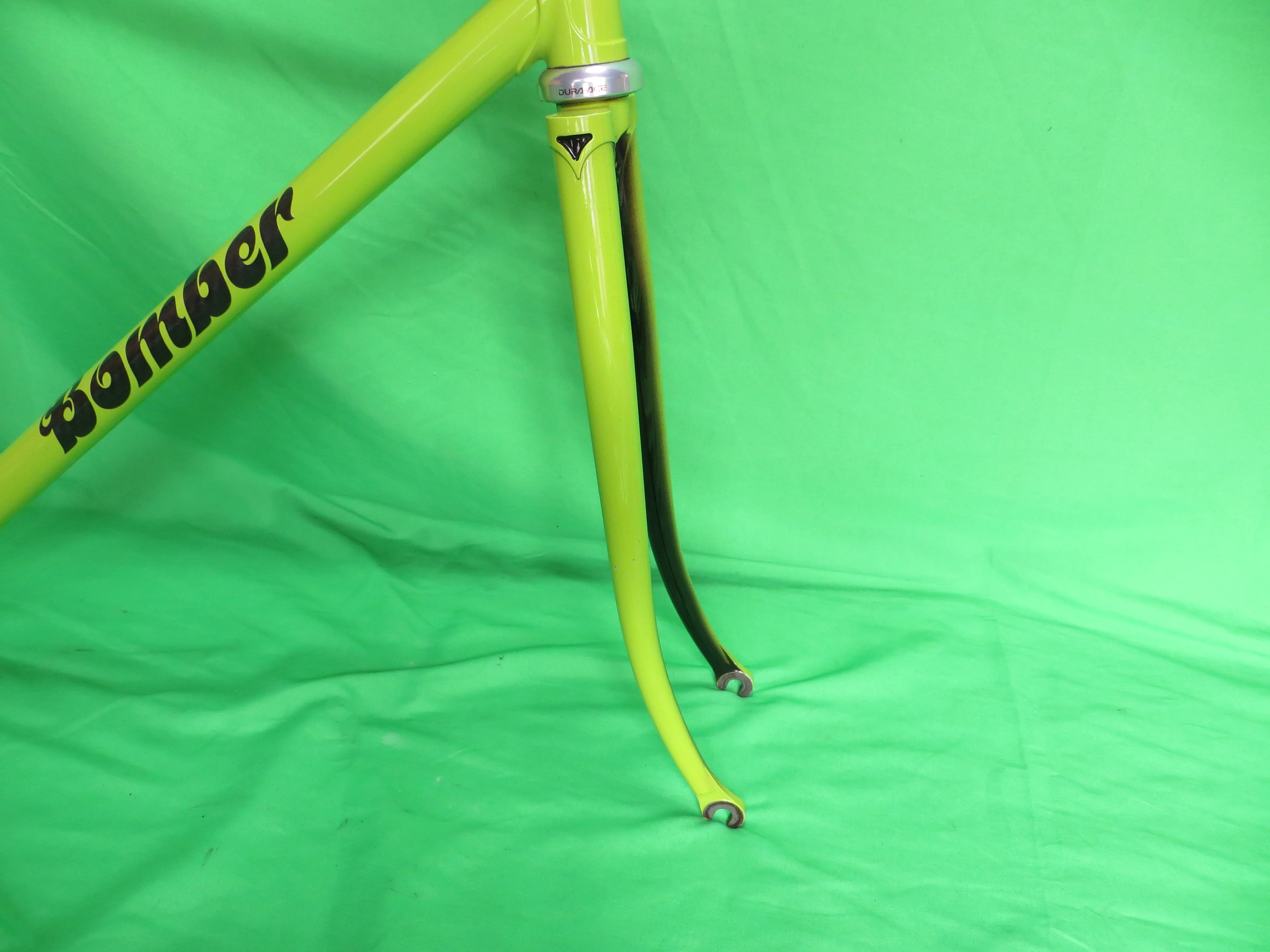 Bomber Pro // Green Black Fade // 48cm - Image 10