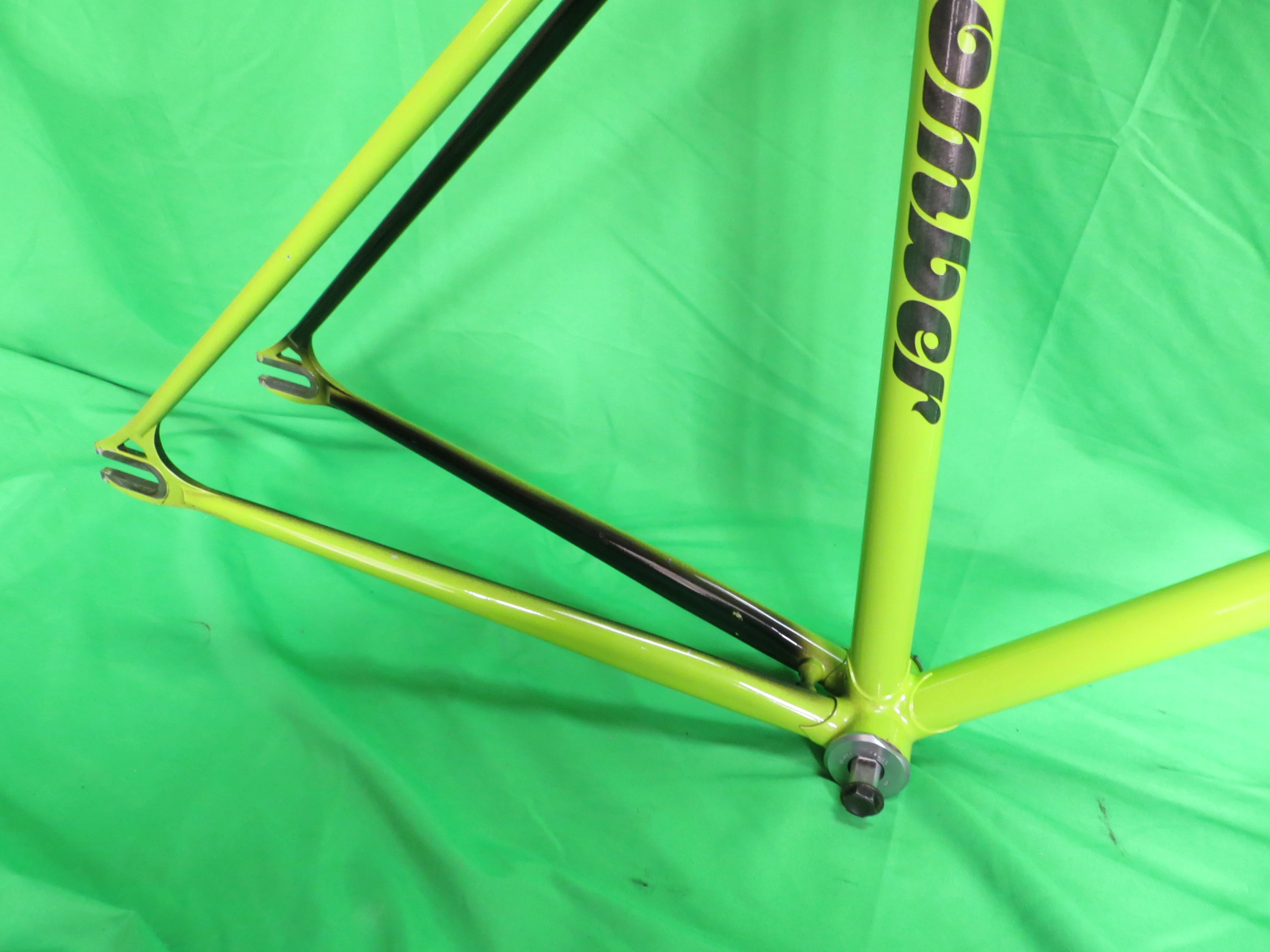 Bomber Pro // Green Black Fade // 48cm - Image 14