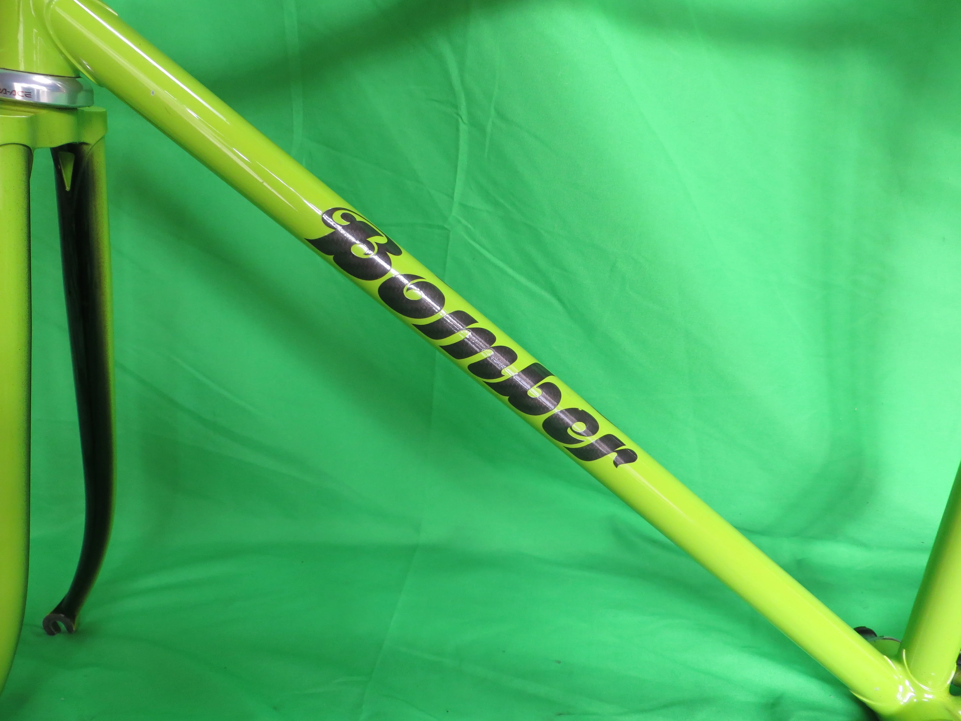 Bomber Pro // Green Black Fade // 48cm - Image 6