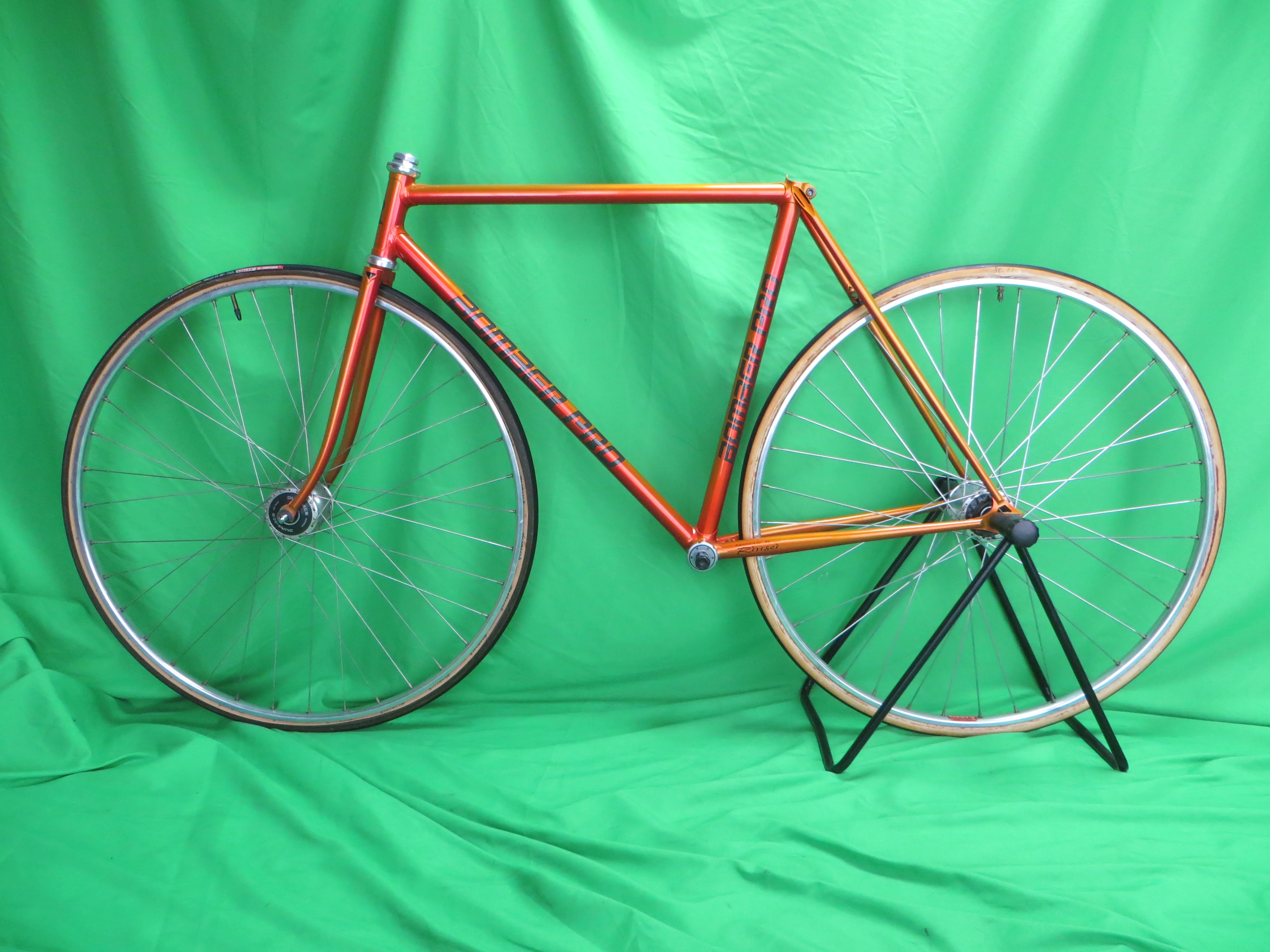 Bomber Pro // Orange Gold Fade // 51.5cm - Image 16