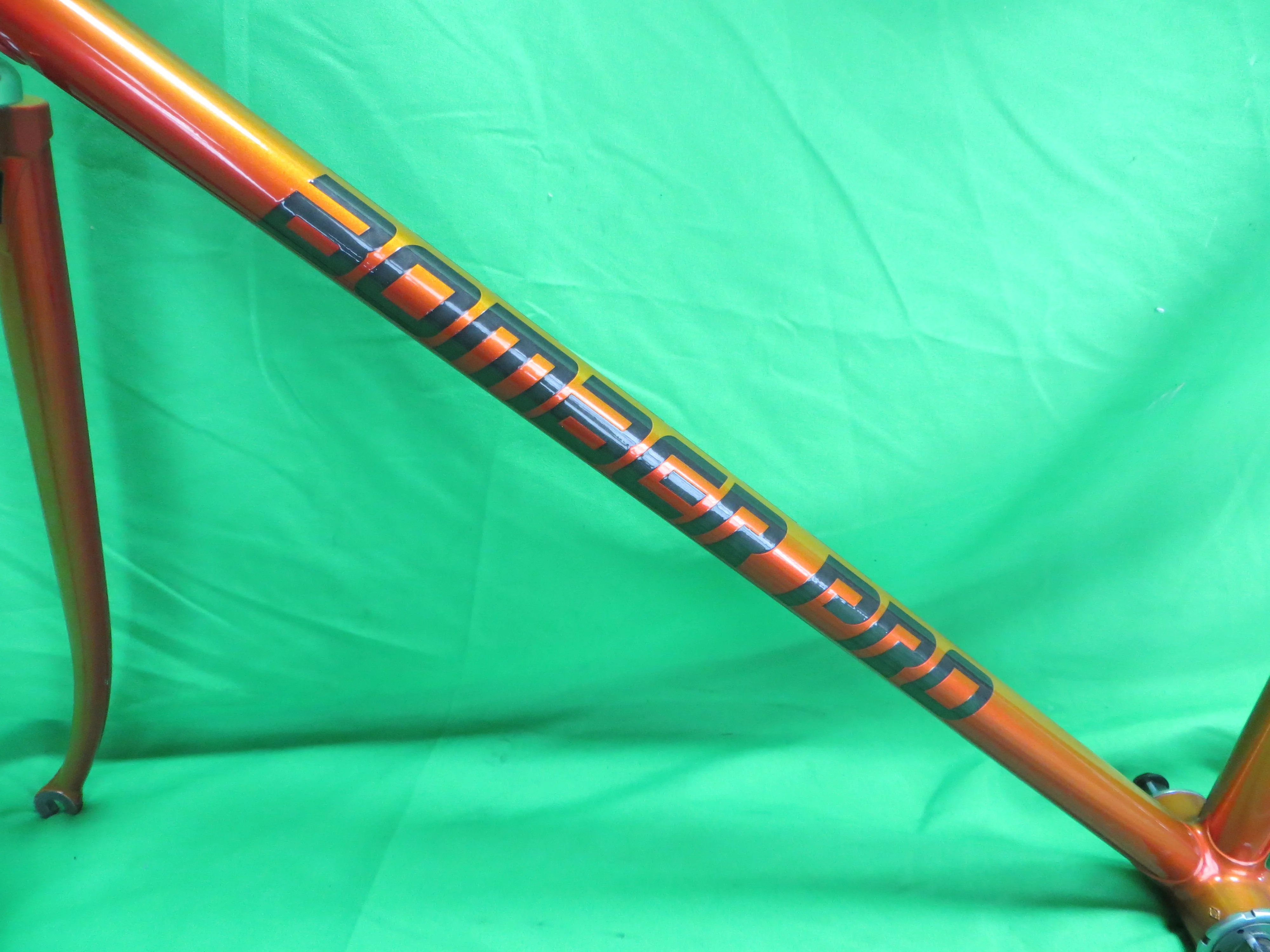 Bomber Pro // Orange Gold Fade // 51.5cm - Image 6