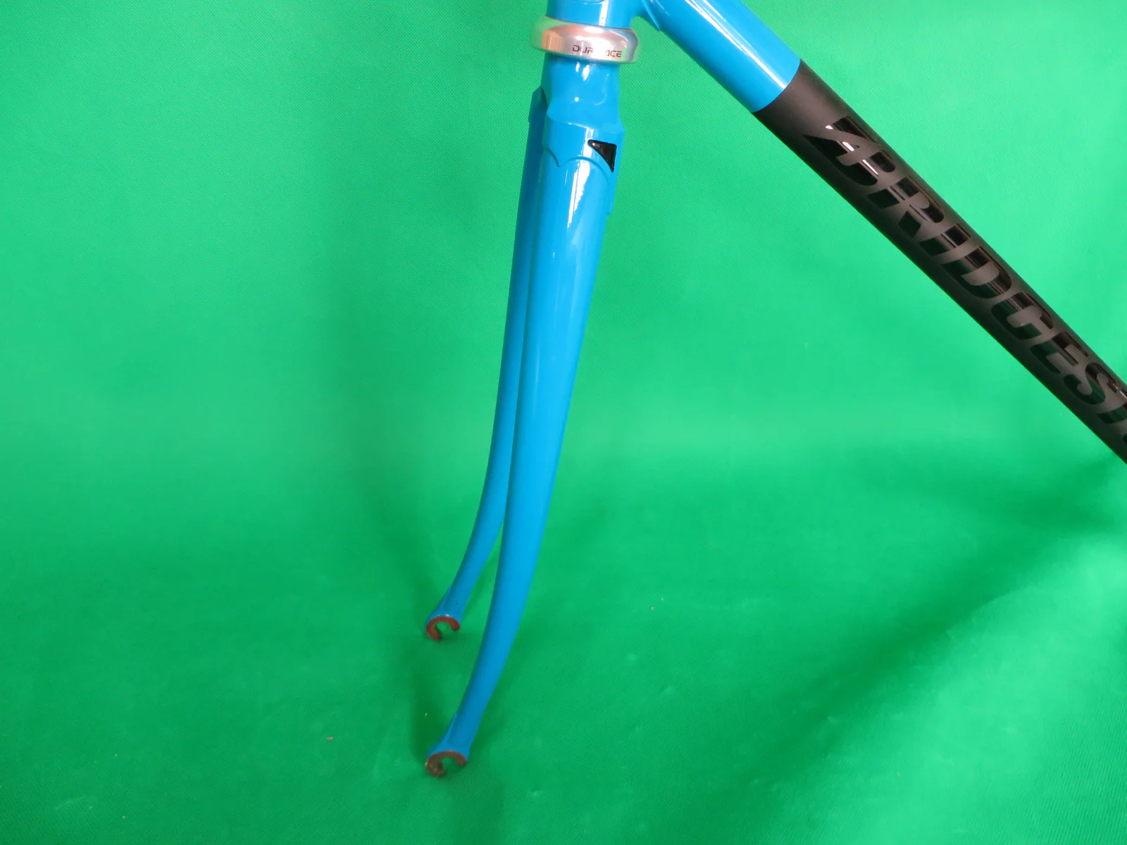 Bridgestone  // Blue / Matte Black Two Tone  // 51cm - Image 3