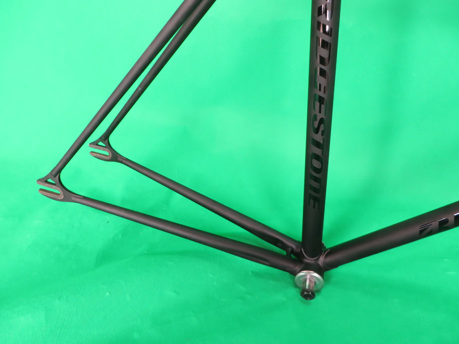 Bridgestone  // Red / Matte Black Two Tone  // 51cm - Image 14