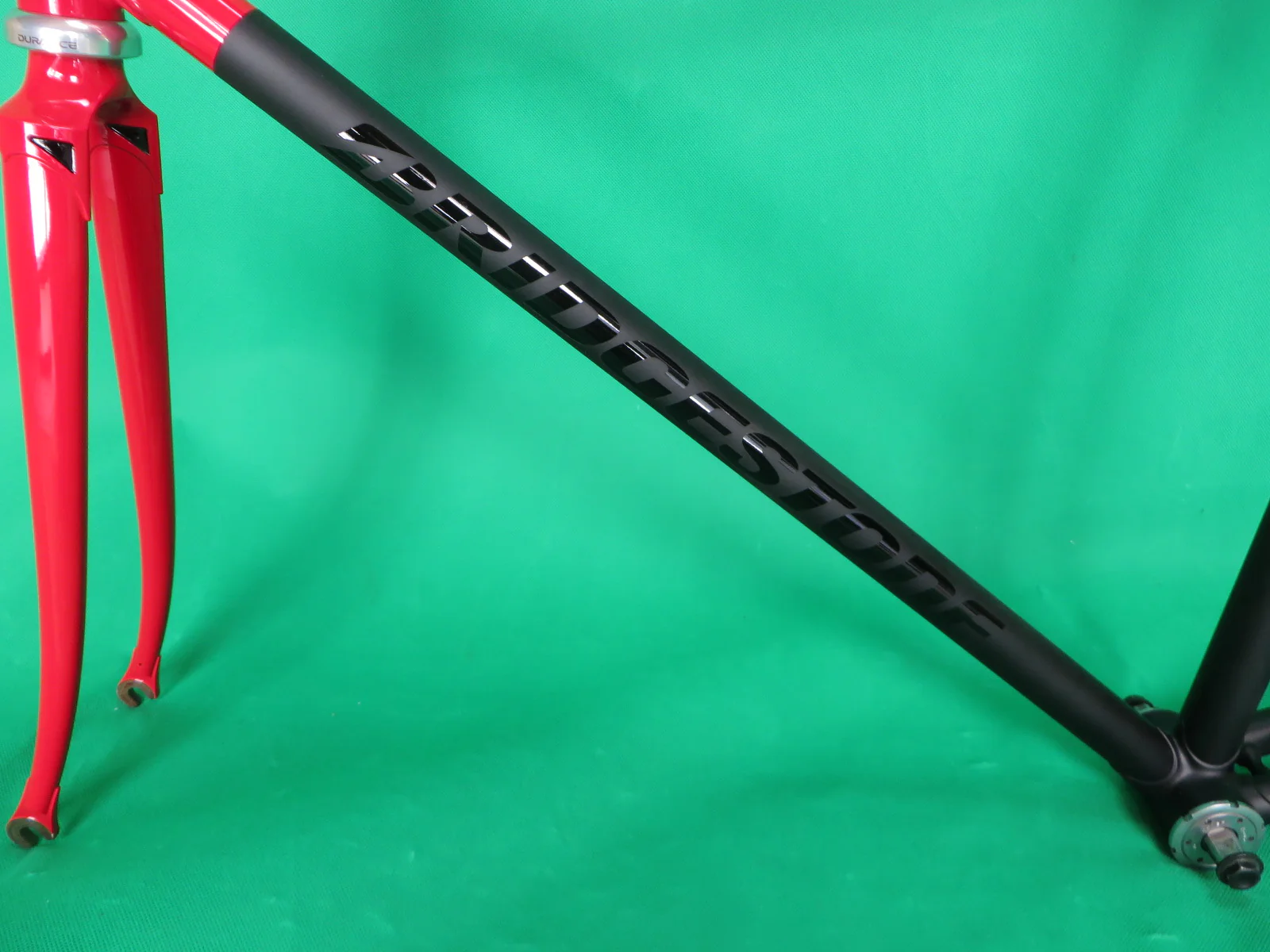 Bridgestone  // Red / Matte Black Two Tone  // 51cm - Image 6
