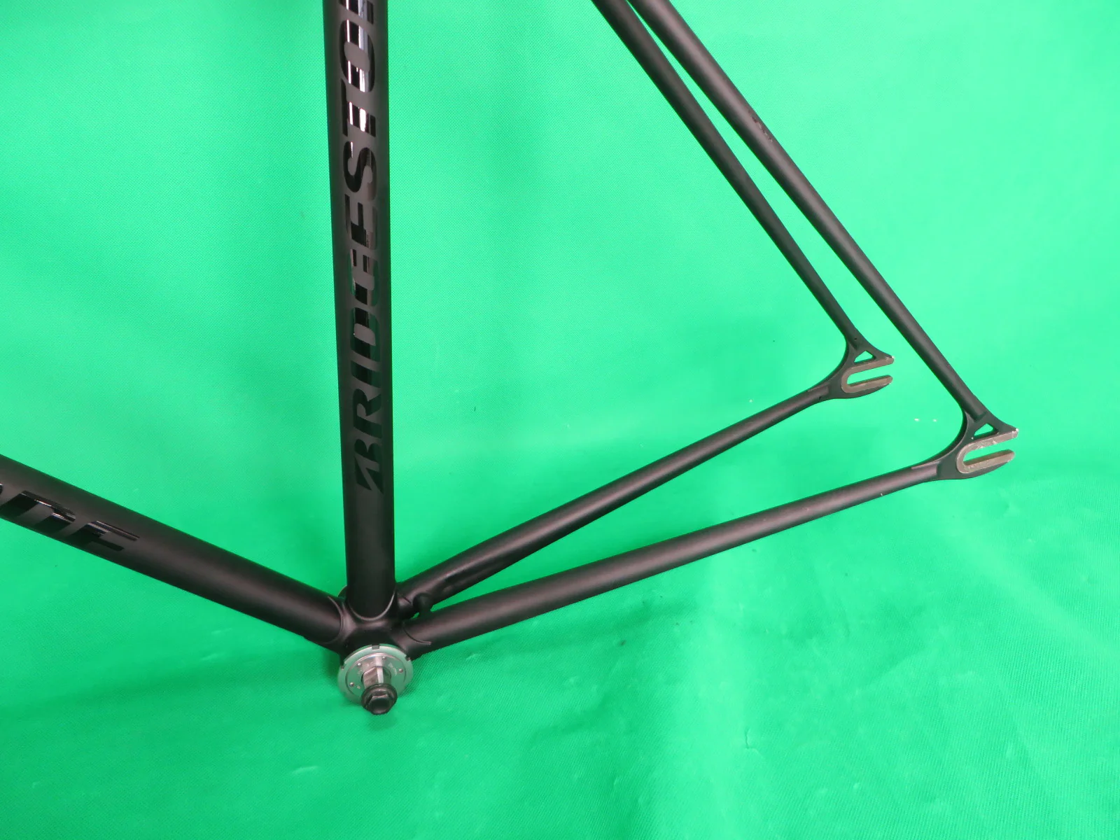 Bridgestone  // Red / Matte Black Two Tone  // 51cm - Image 7