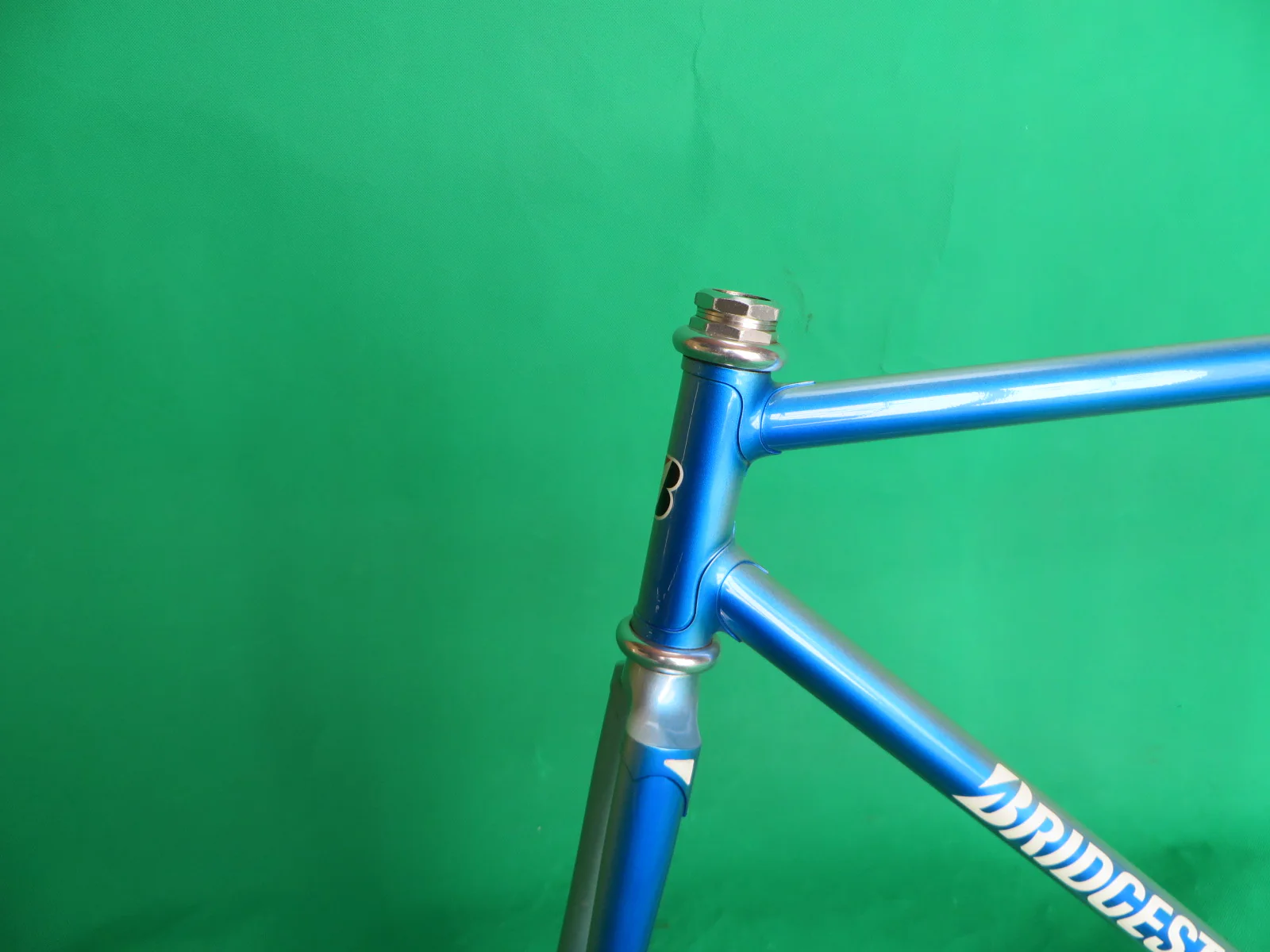 Bridgestone 2013 // Blue Metallic Silver Fade // 52cm - Image 2