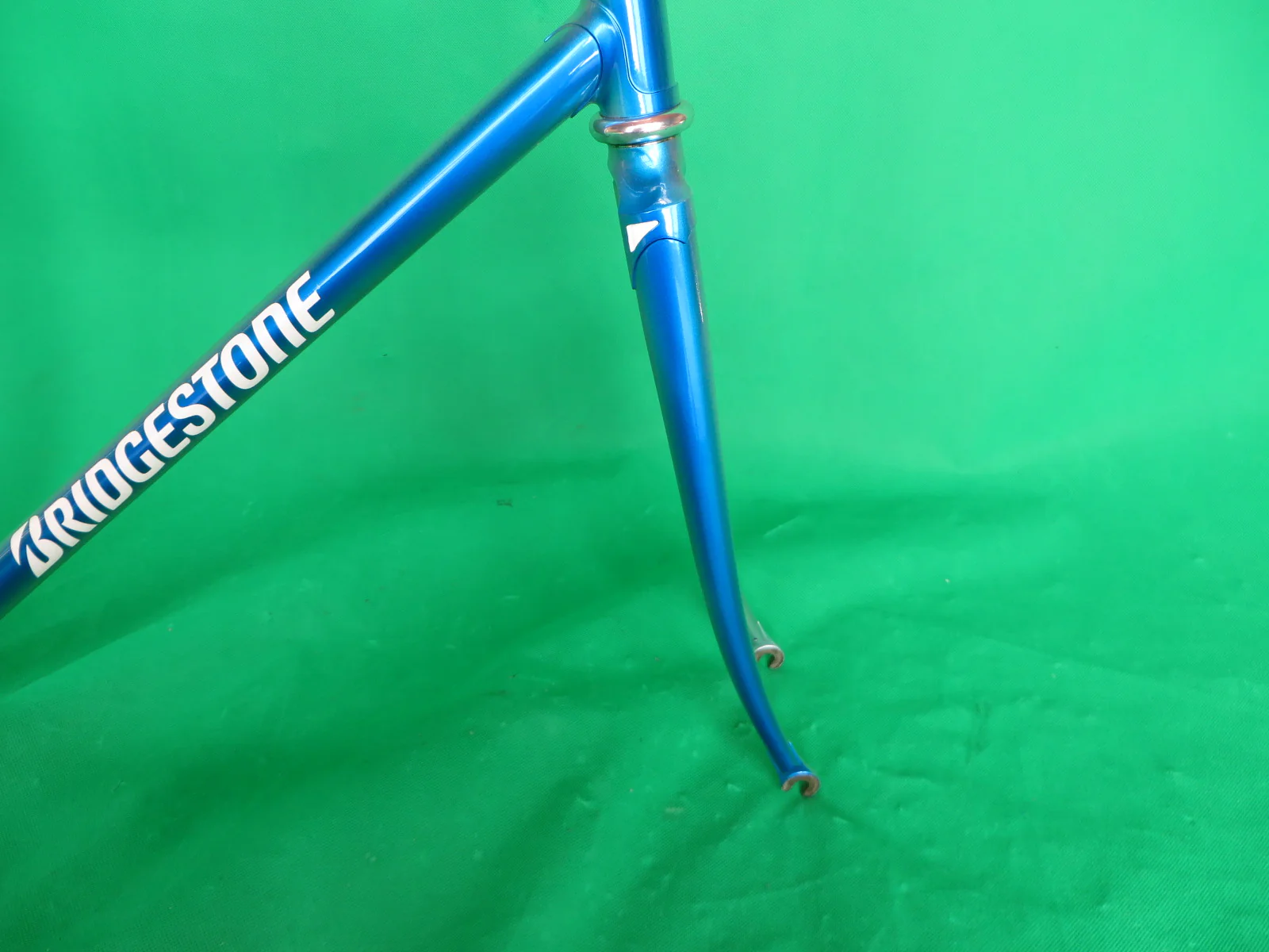 Bridgestone // Blue Metallic Silver Fade //  52cm - Image 10