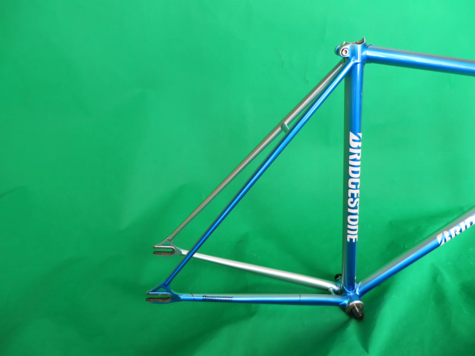 Bridgestone // Blue Metallic Silver Fade //  52cm - Image 15