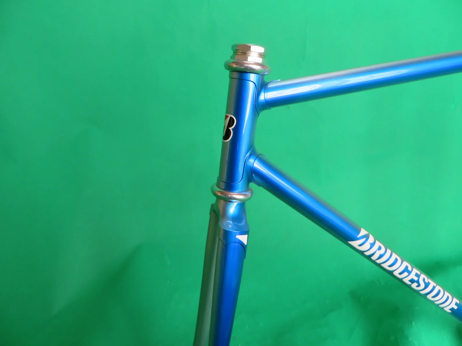 Bridgestone // Blue Metallic Silver Fade //  52cm - Image 2