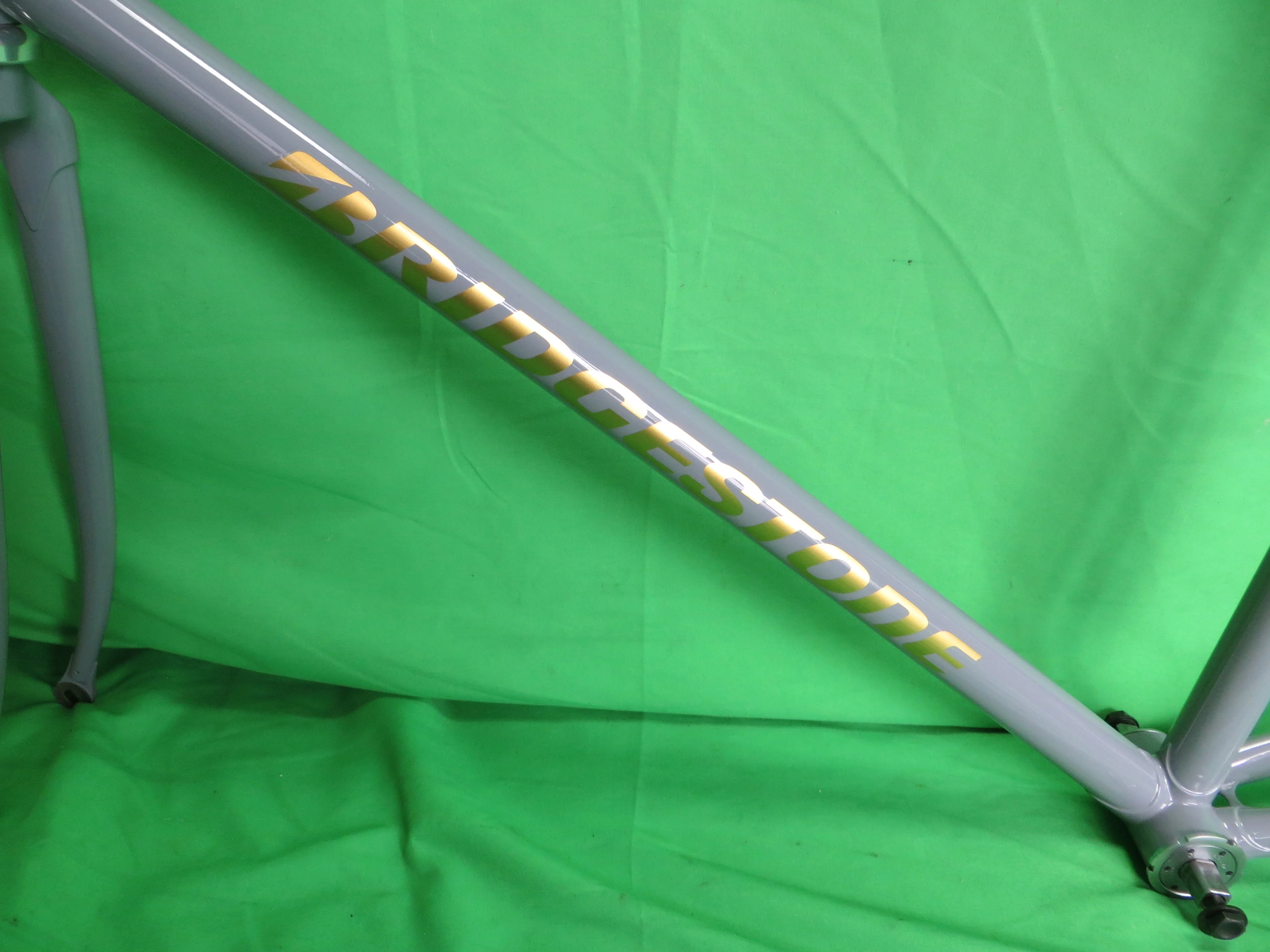 Bridgestone // Bluish Gray // 54.5cm - Image 6