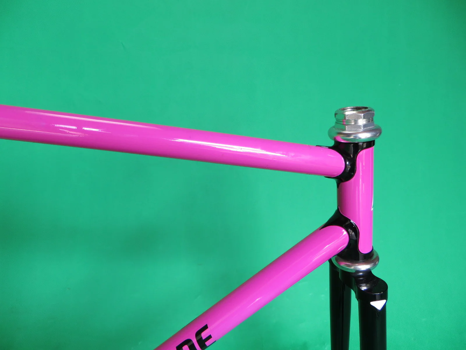 Bridgestone // bright pink & black two-tone // 51.5cm - Image 11