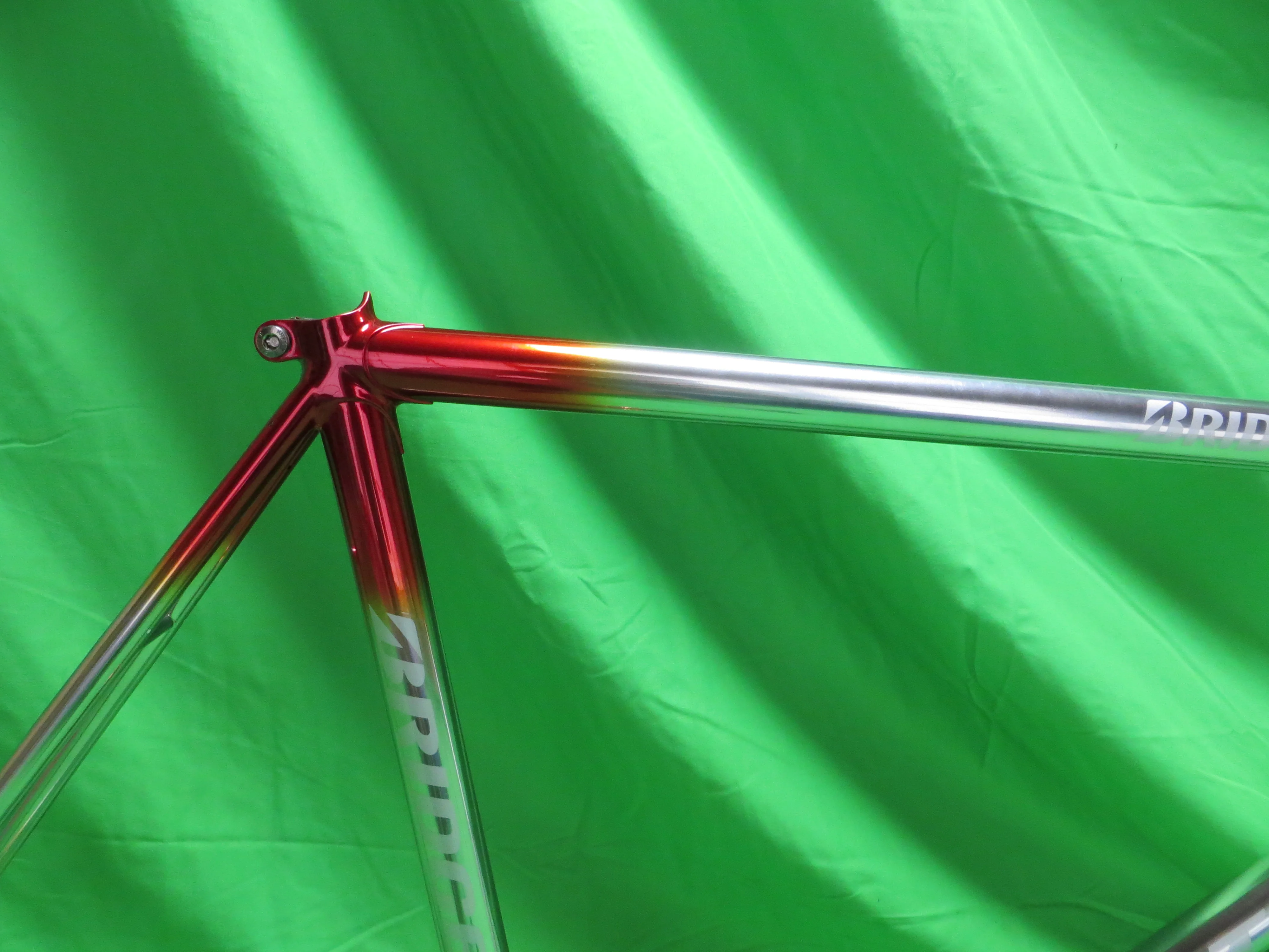 Bridgestone Columbus Max Fork // Candy Red / Chrome Plating Fade // 53cm - Image 11