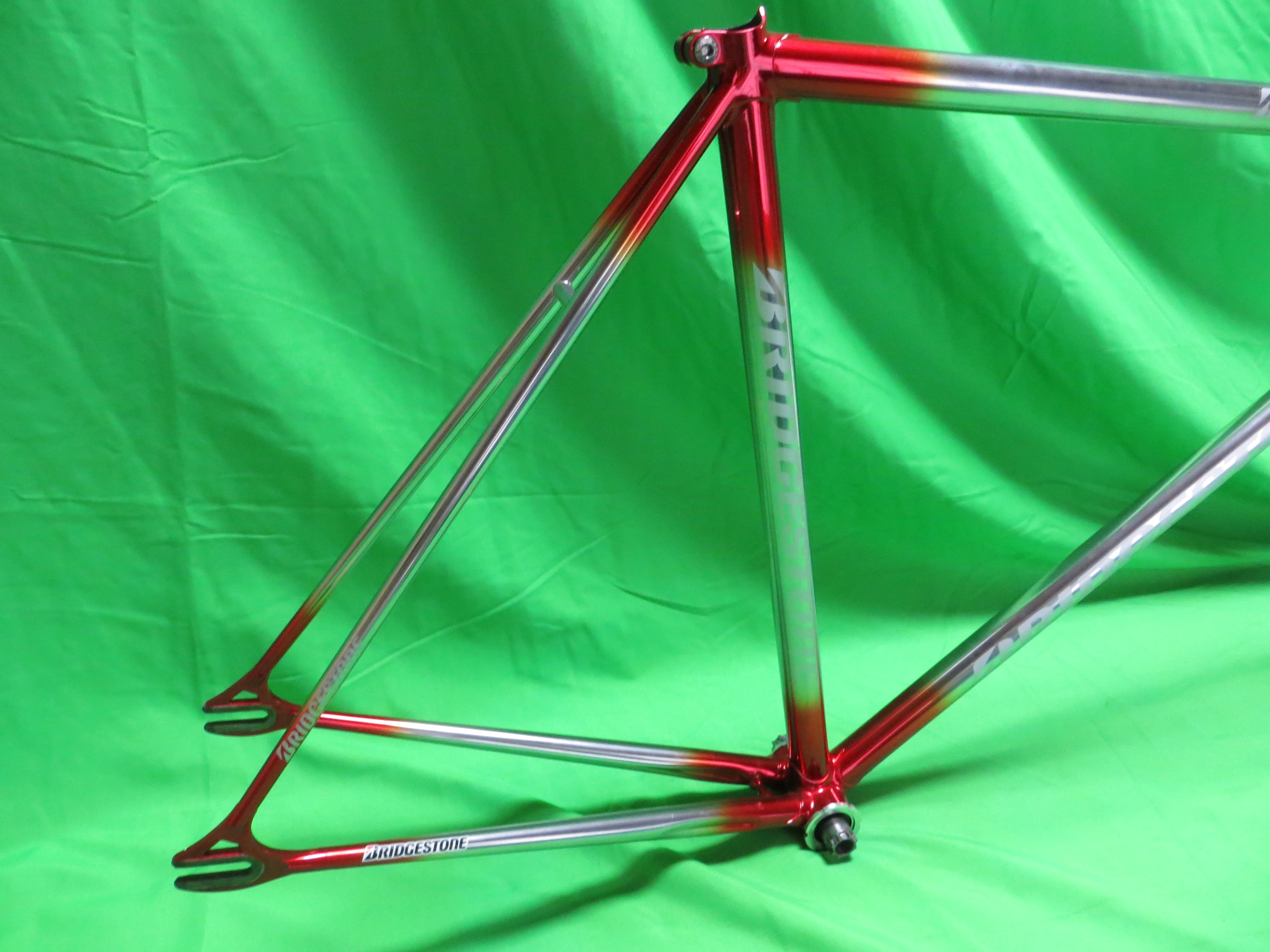 Bridgestone Columbus Max Fork // Candy Red / Chrome Plating Fade // 53cm - Image 14