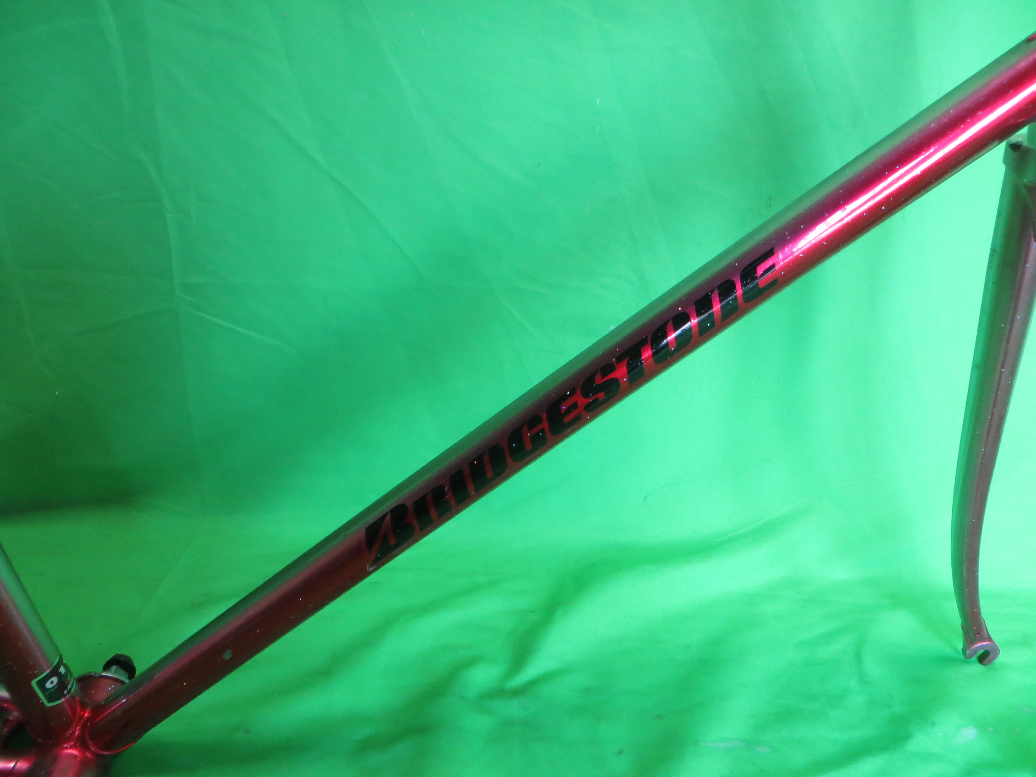 Bridgestone  // Candy Red / Mach Silver with Rainbow Flake / 54.5cm - Image 13
