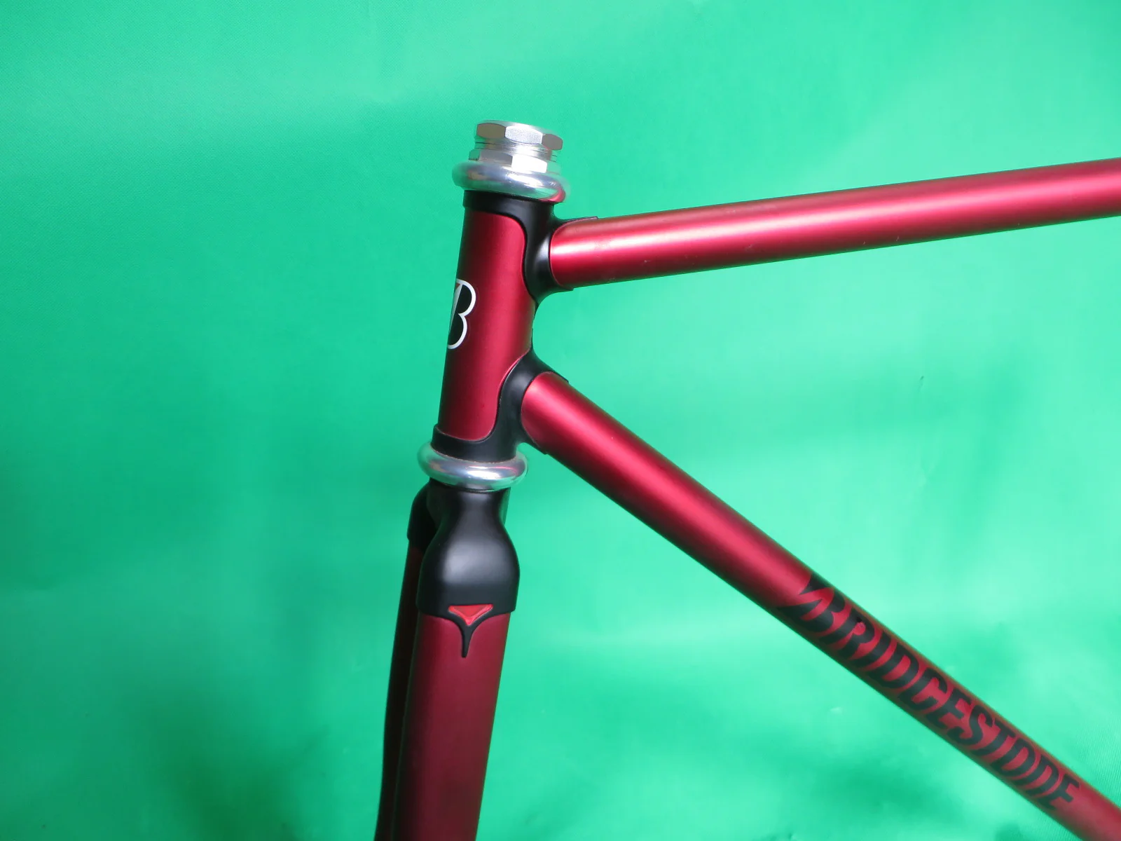 Bridgestone Columbus Max Fork // Matte Black Lugs / Matte Red // 49.5cm - Image 2