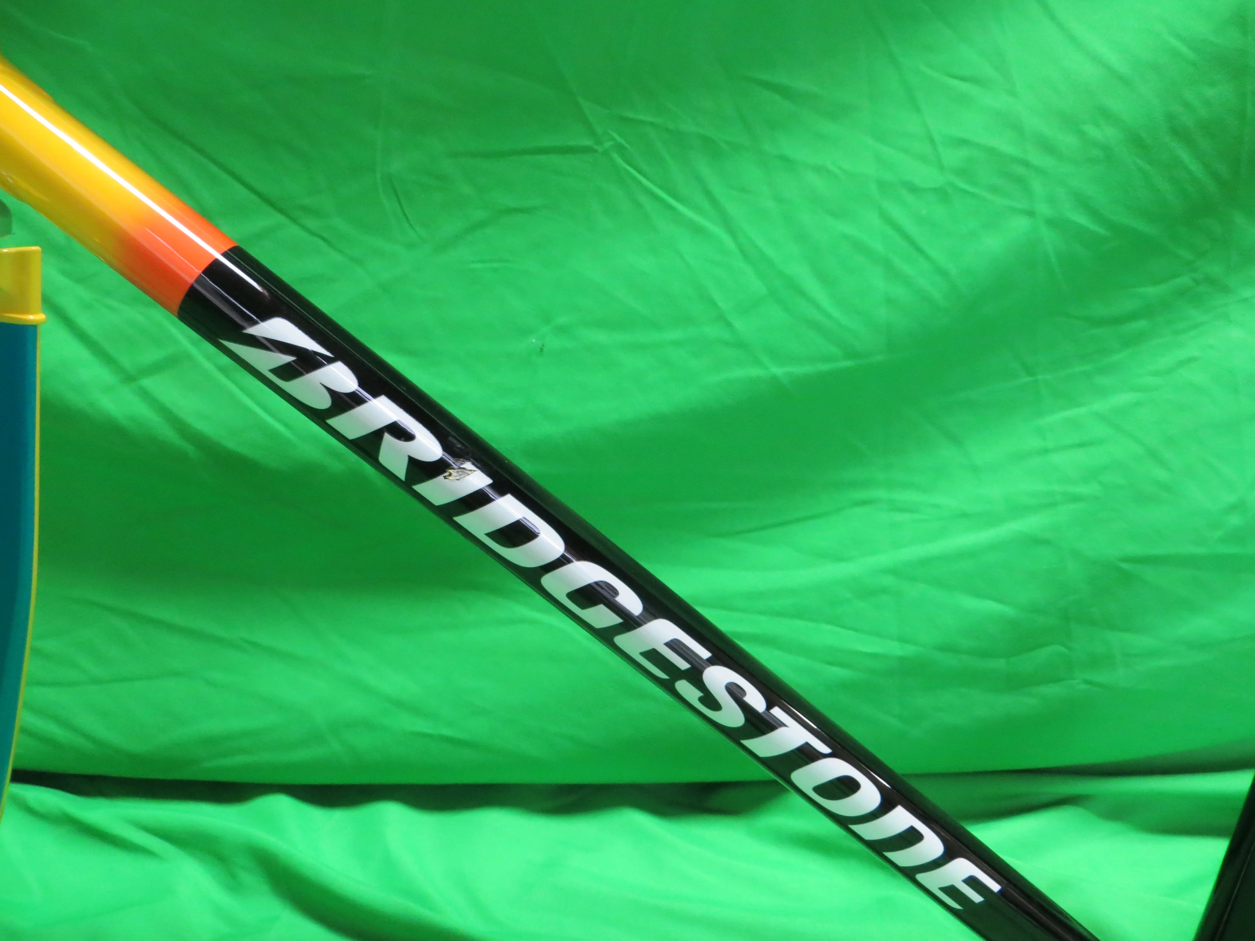 Bridgestone Columbus Max Fork// Black Yellow Fade // 50cm - Image 6
