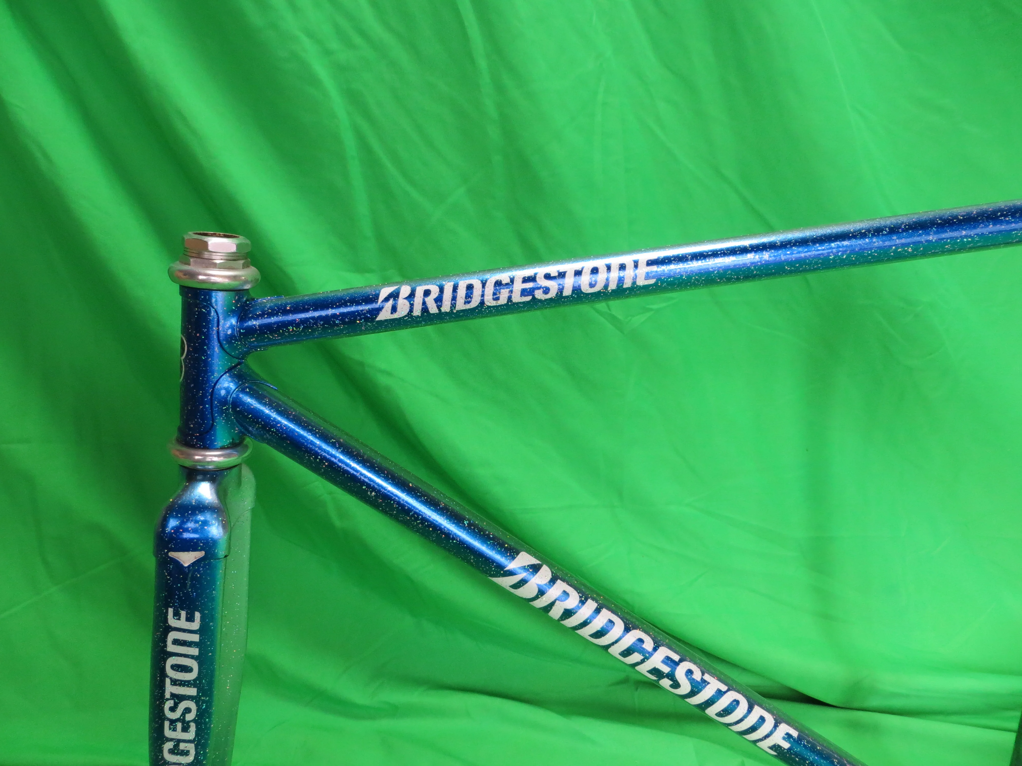 Bridgestone Columbus Max Fork // Blue Metallic Silver Fade with Super Rainbow Flake // 48.5cm - Image 4