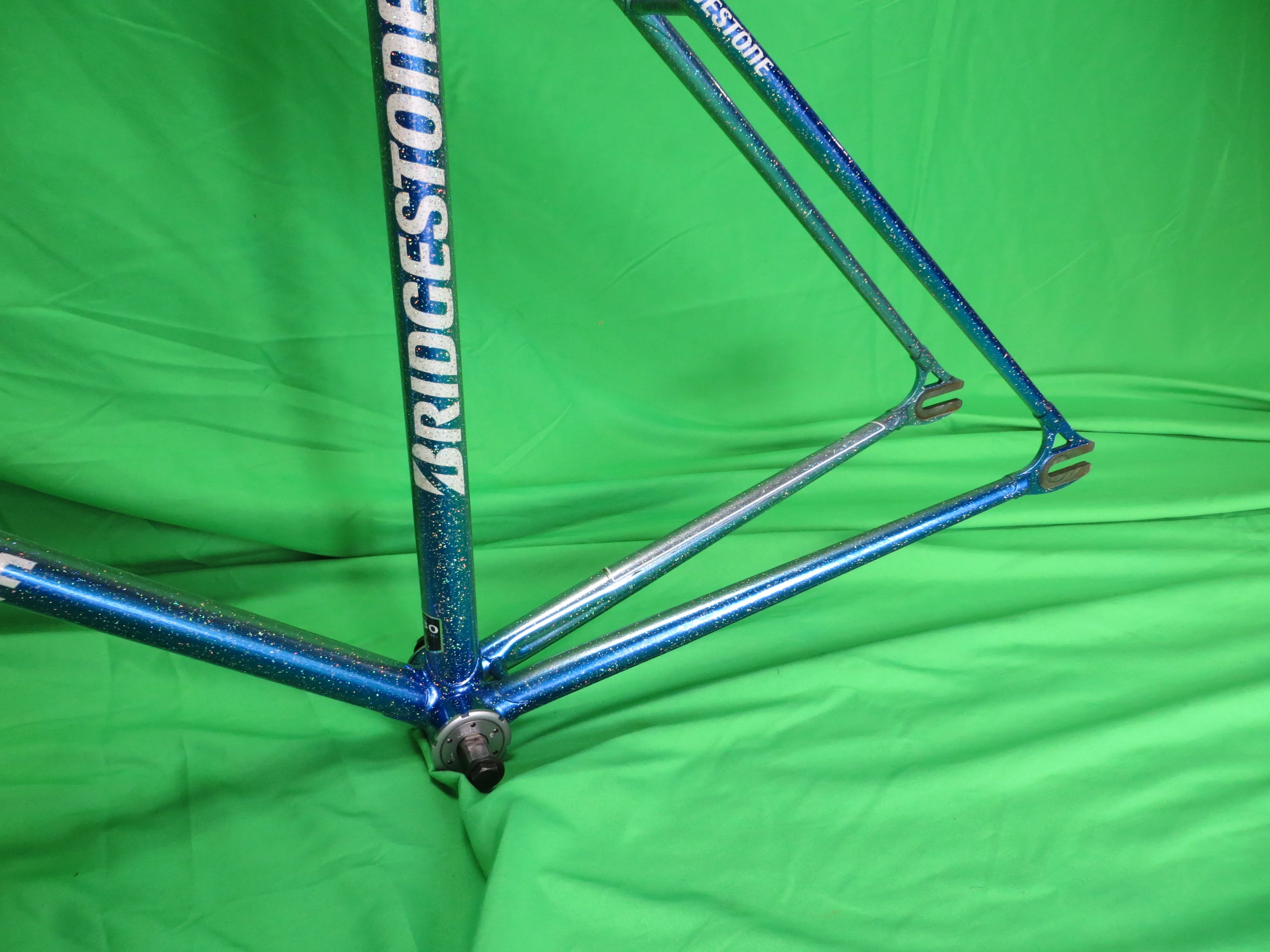 Bridgestone Columbus Max Fork // Blue Metallic Silver Fade with Super Rainbow Flake // 48.5cm - Image 7