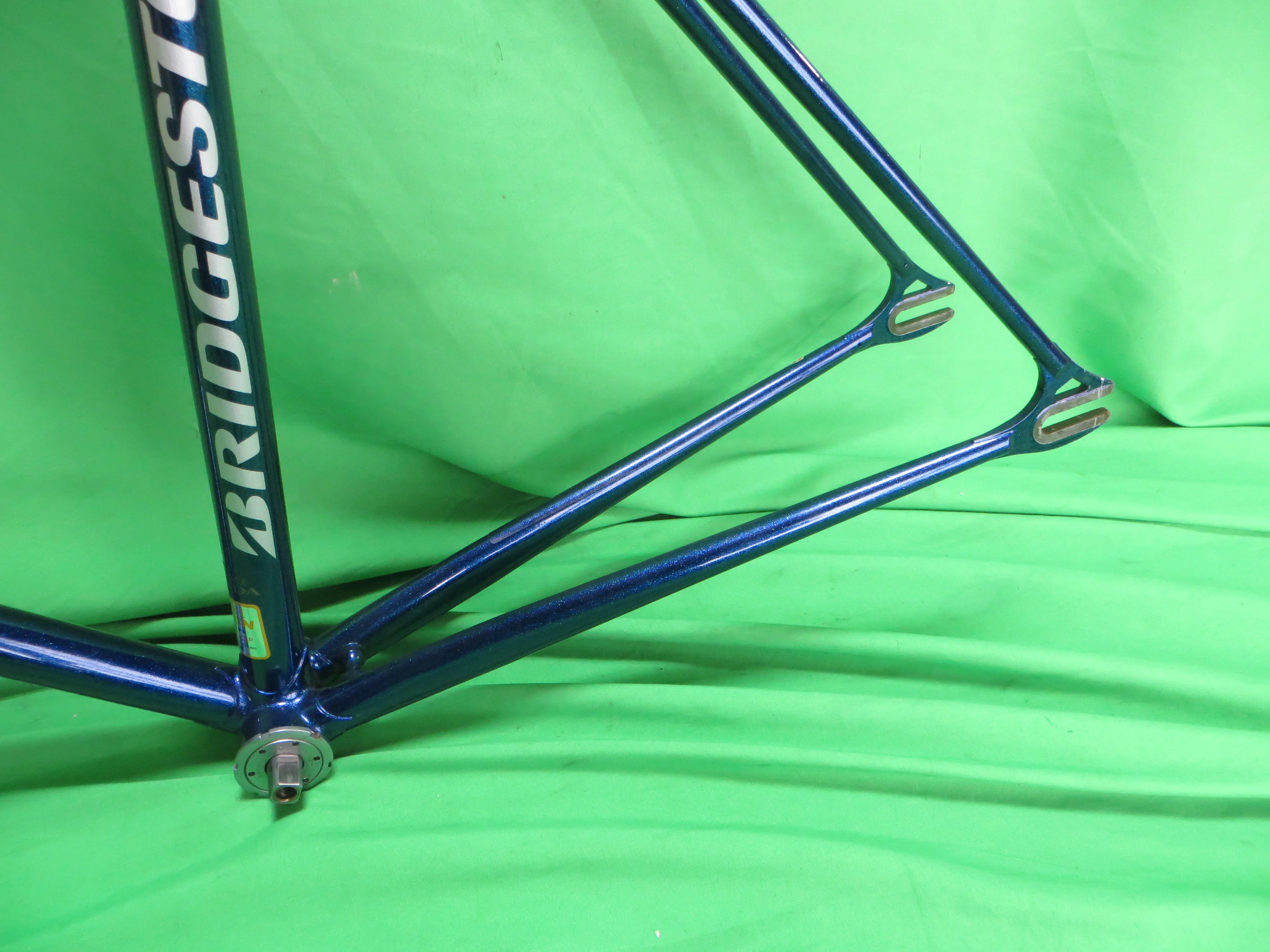 Bridgestone Columbus Max Fork // Deep Blue Metallic with Super Fine Blue Flake // 49.5cm - Image 8