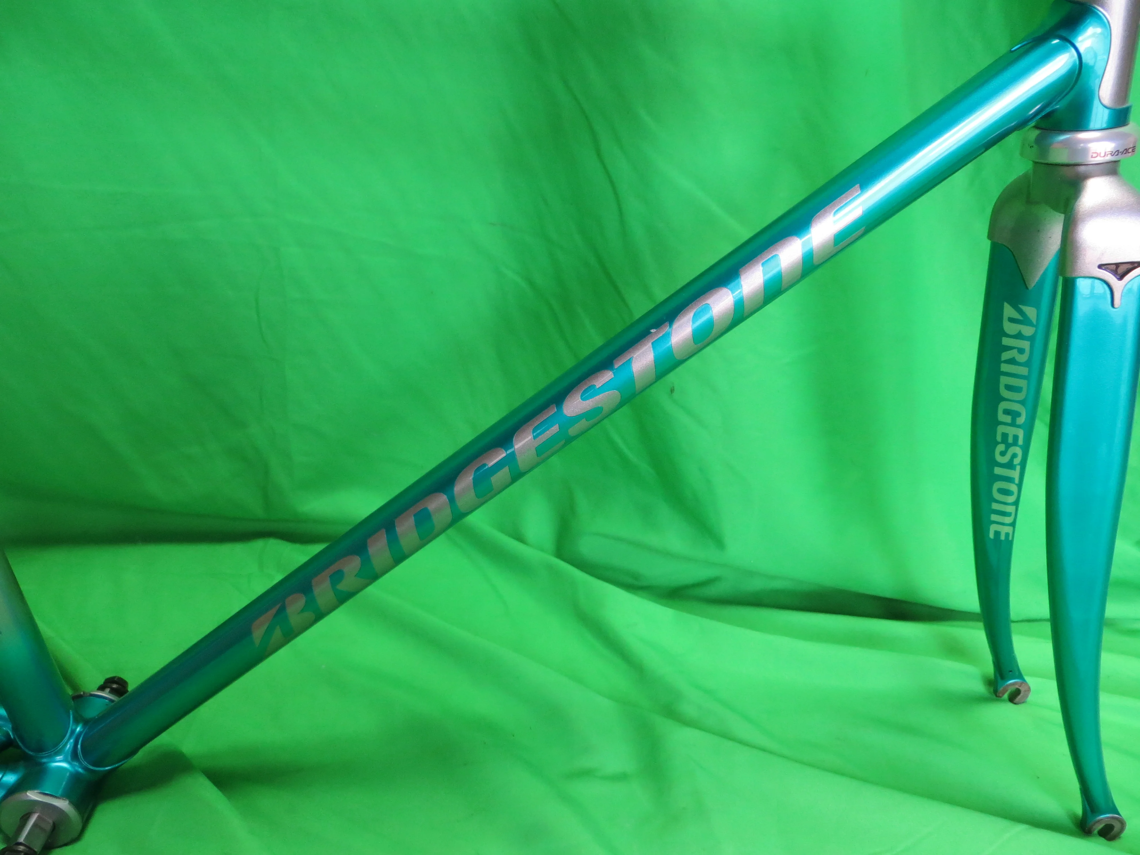 Bridgestone Columbus Max Fork // Light Blue Metallic / Silver Fade // 50.5cm - Image 13