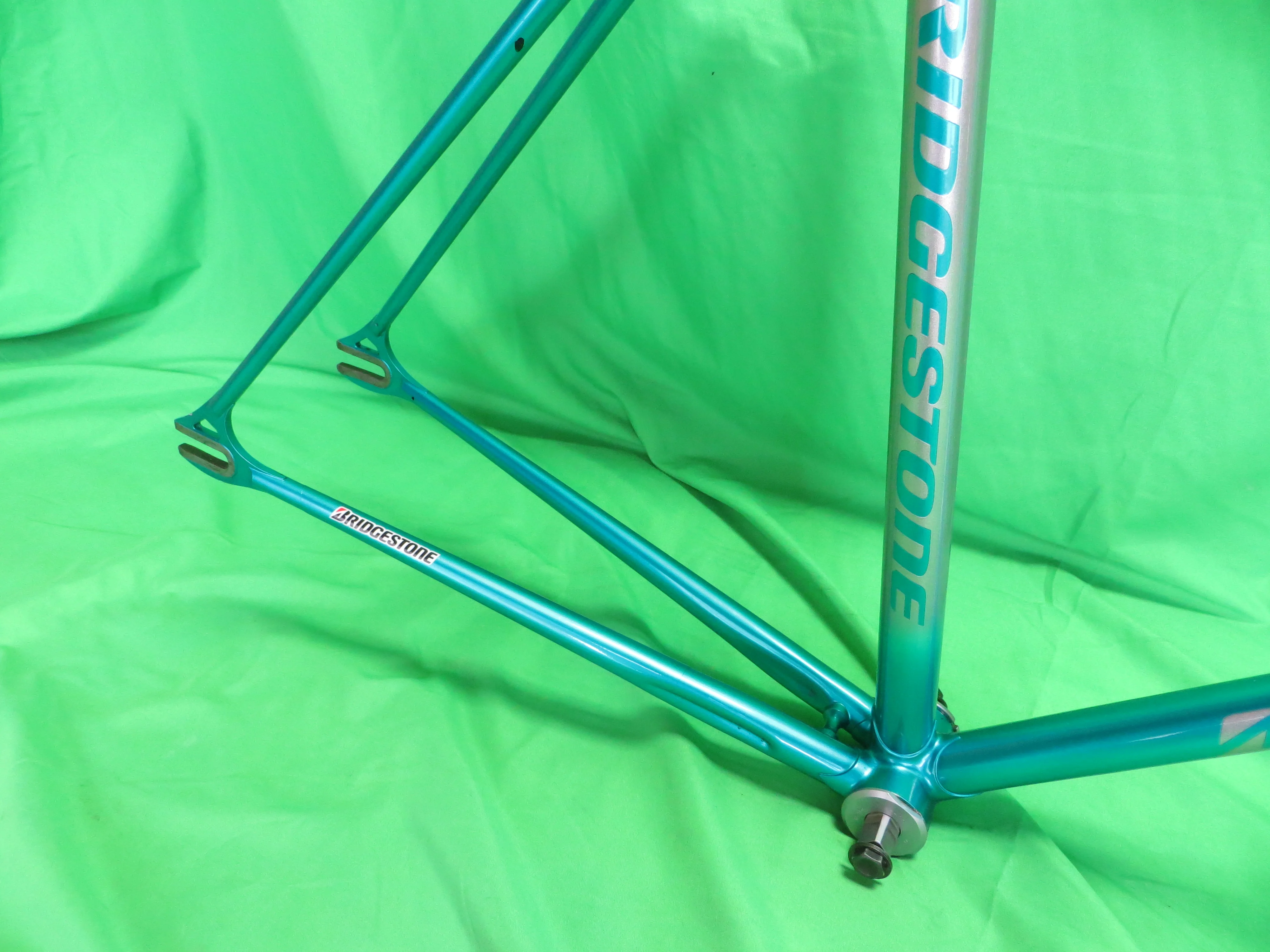 Bridgestone Columbus Max Fork // Light Blue Metallic / Silver Fade // 50.5cm - Image 14
