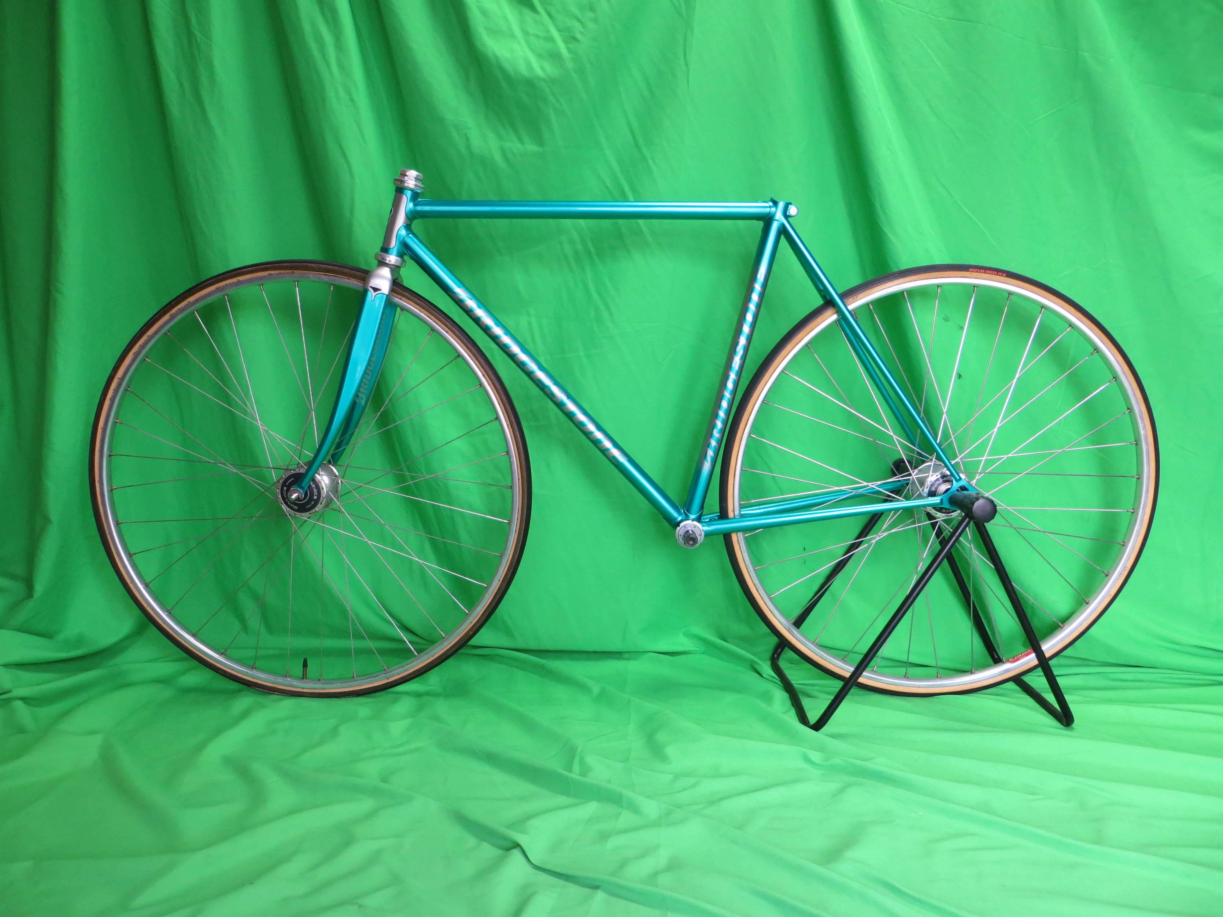 Bridgestone Columbus Max Fork // Light Blue Metallic / Silver Fade // 50.5cm - Image 16