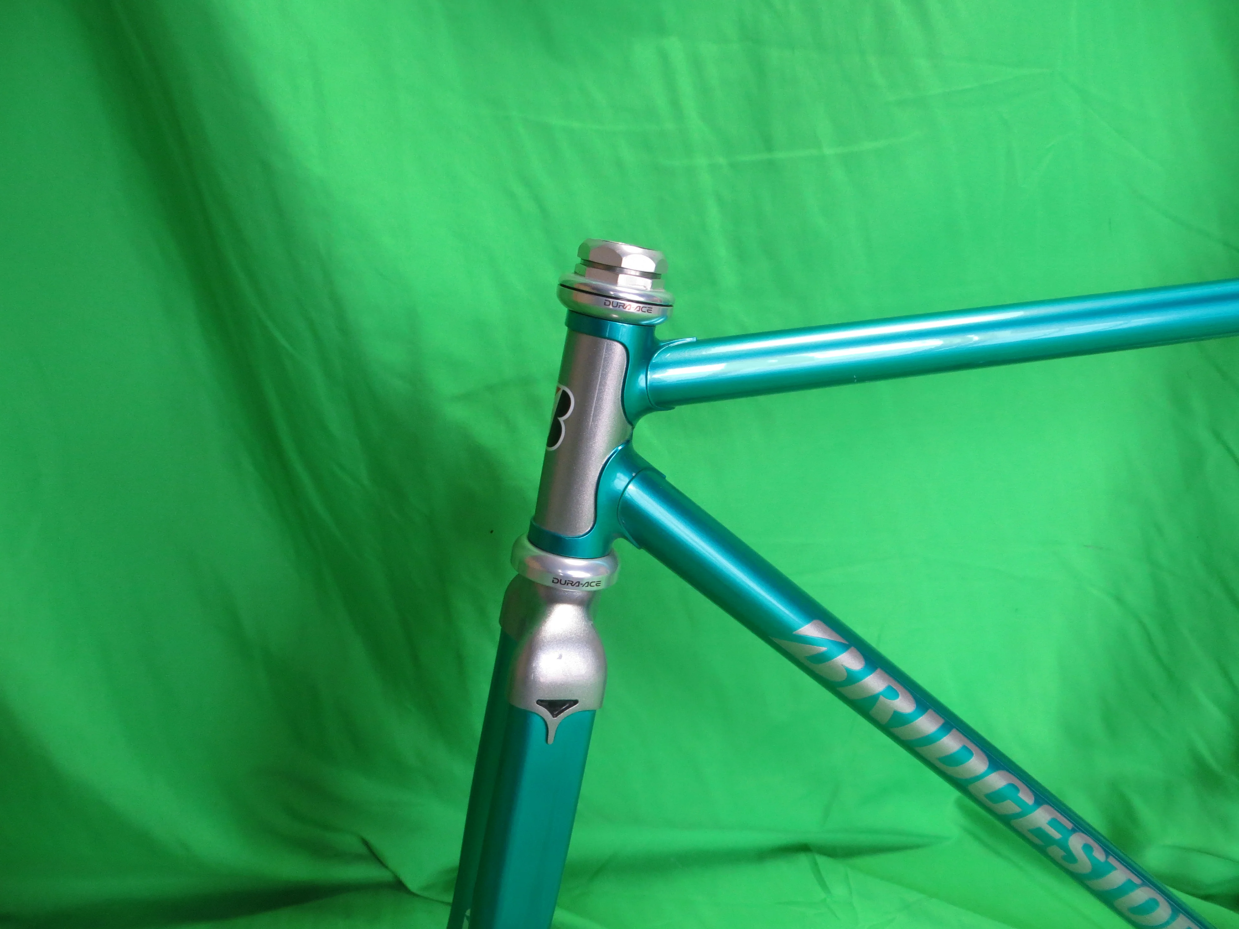 Bridgestone Columbus Max Fork // Light Blue Metallic / Silver Fade // 50.5cm - Image 2