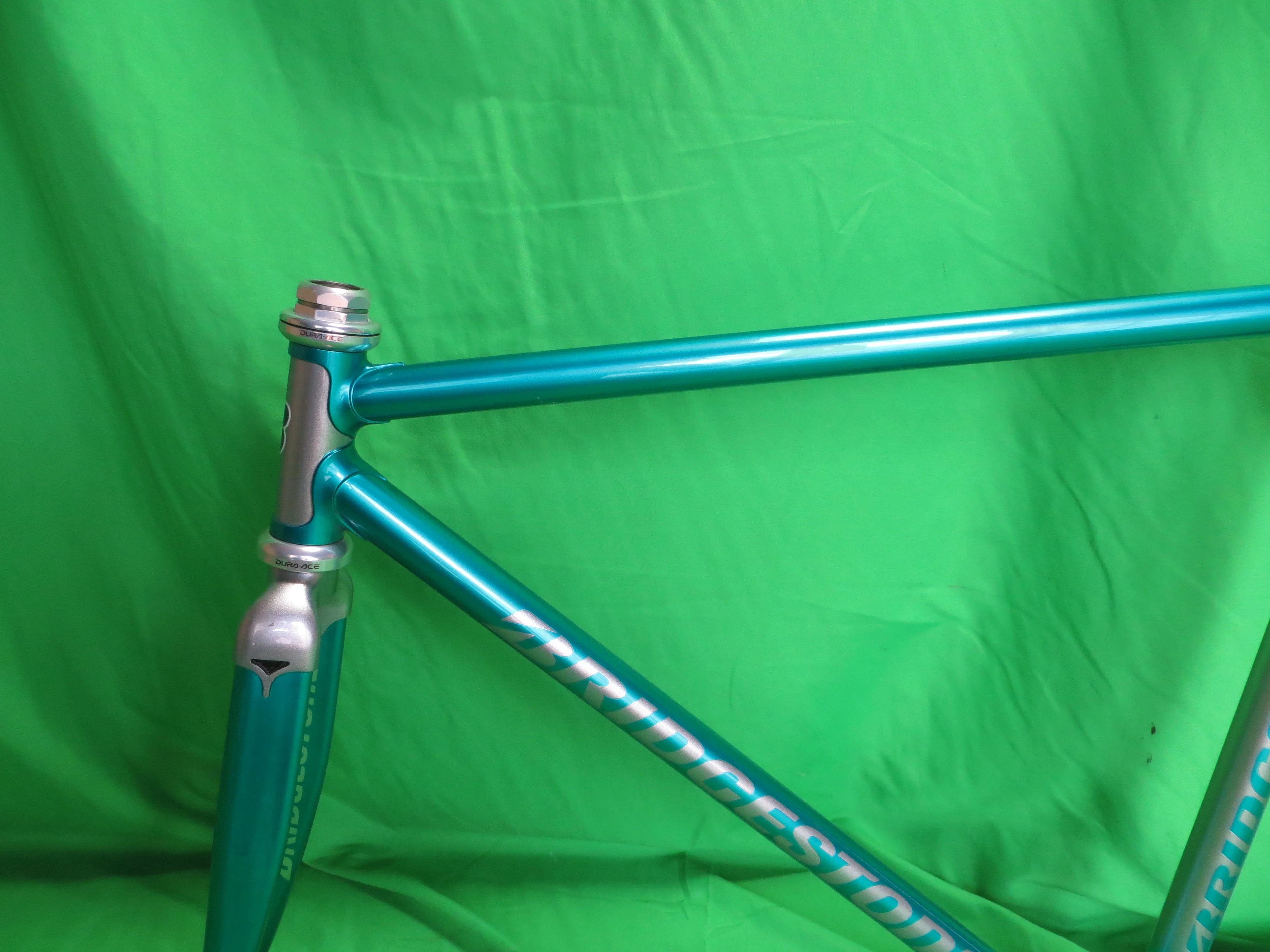Bridgestone Columbus Max Fork // Light Blue Metallic / Silver Fade // 50.5cm - Image 4
