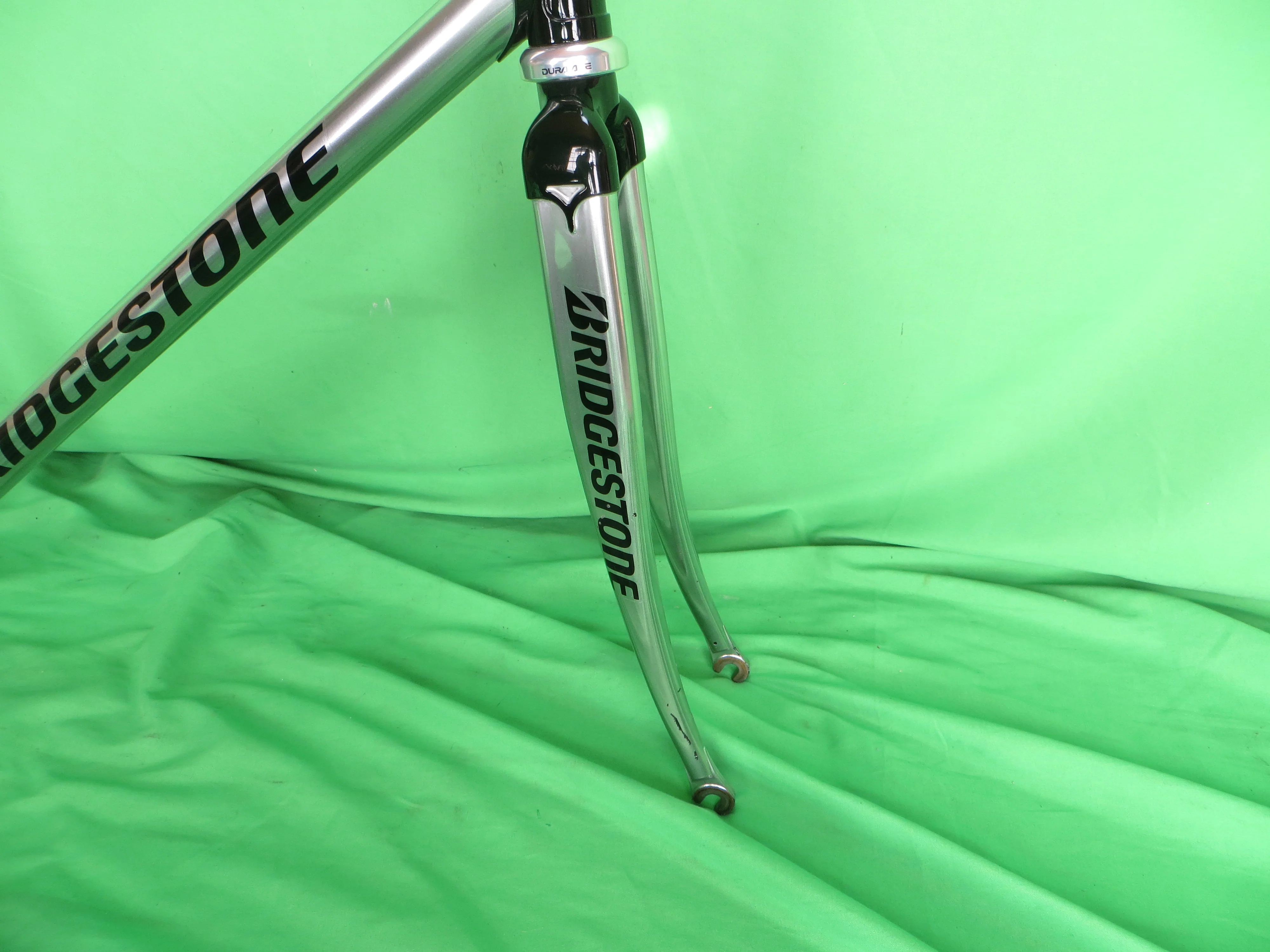 Bridgestone Columbus Max Fork // Mach Silver Black Two Tone // 53cm - Image 10