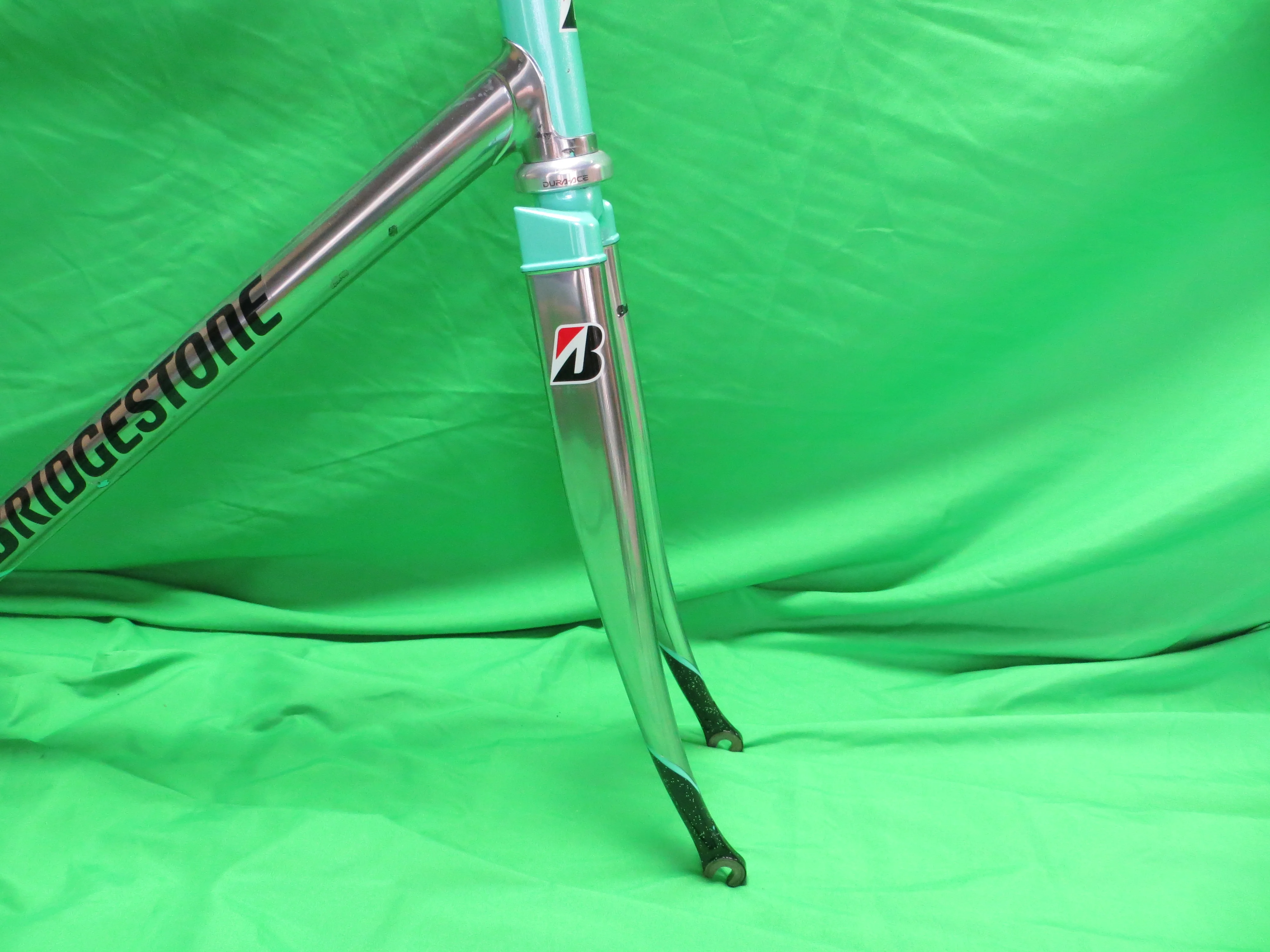 Bridgestone Columbus Max Fork // Mach Silver Black with Silver Flake // 49.5cm - Image 10