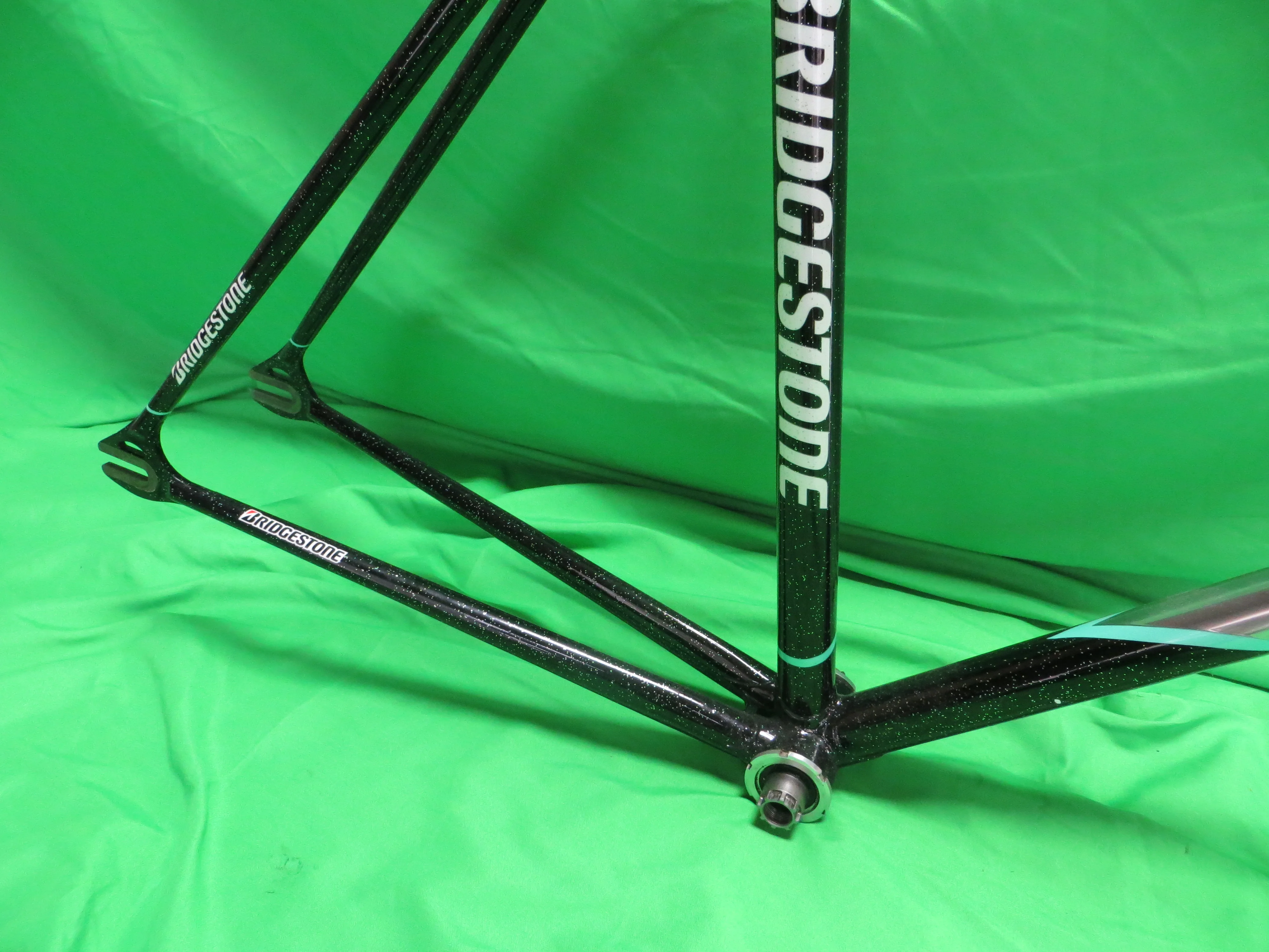 Bridgestone Columbus Max Fork // Mach Silver Black with Silver Flake // 49.5cm - Image 14