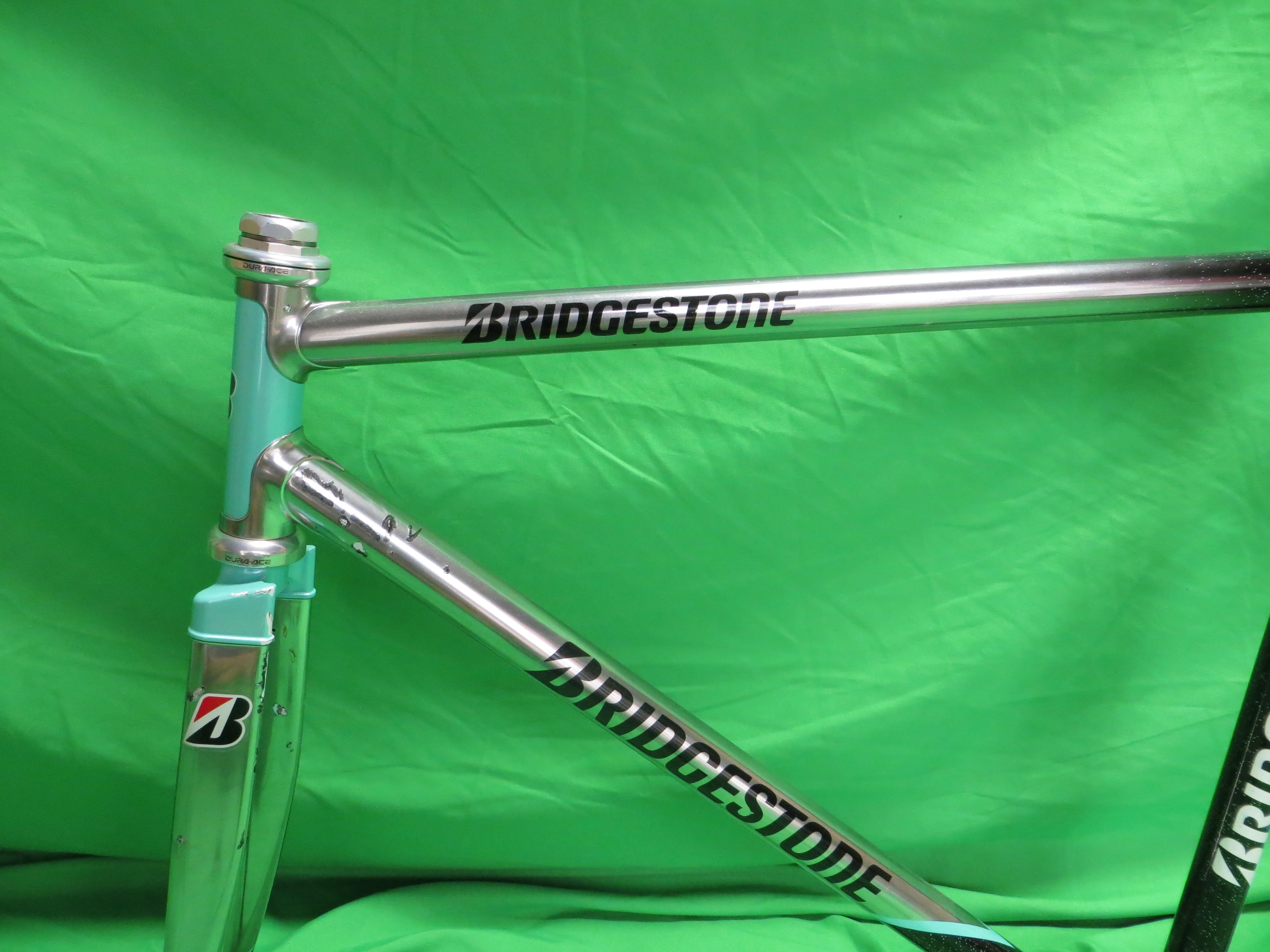 Bridgestone Columbus Max Fork // Mach Silver Black with Silver Flake // 49.5cm - Image 4