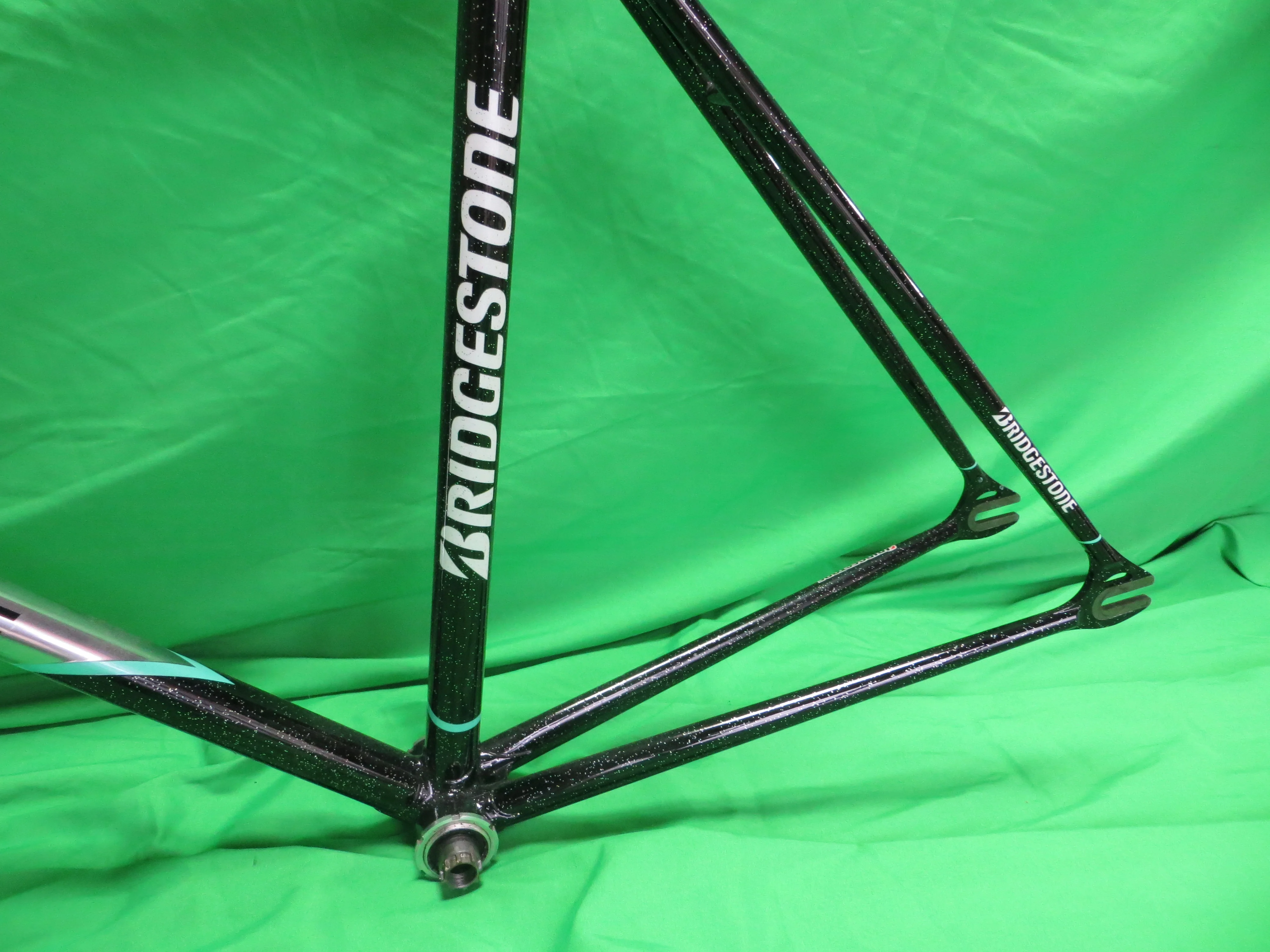 Bridgestone Columbus Max Fork // Mach Silver Black with Silver Flake // 49.5cm - Image 7