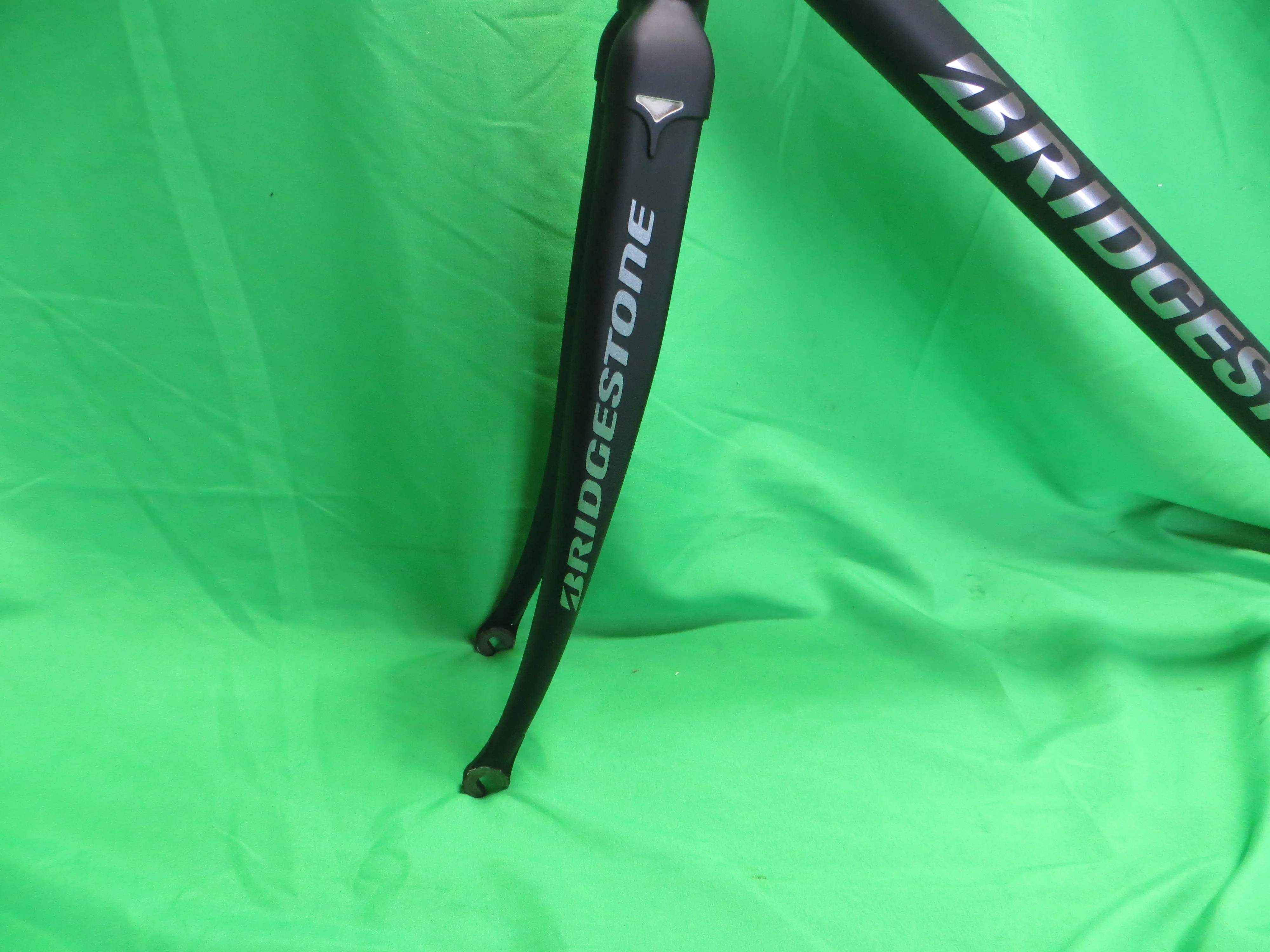 Bridgestone Columbus Max Fork // Matte Black 54cm - Image 3