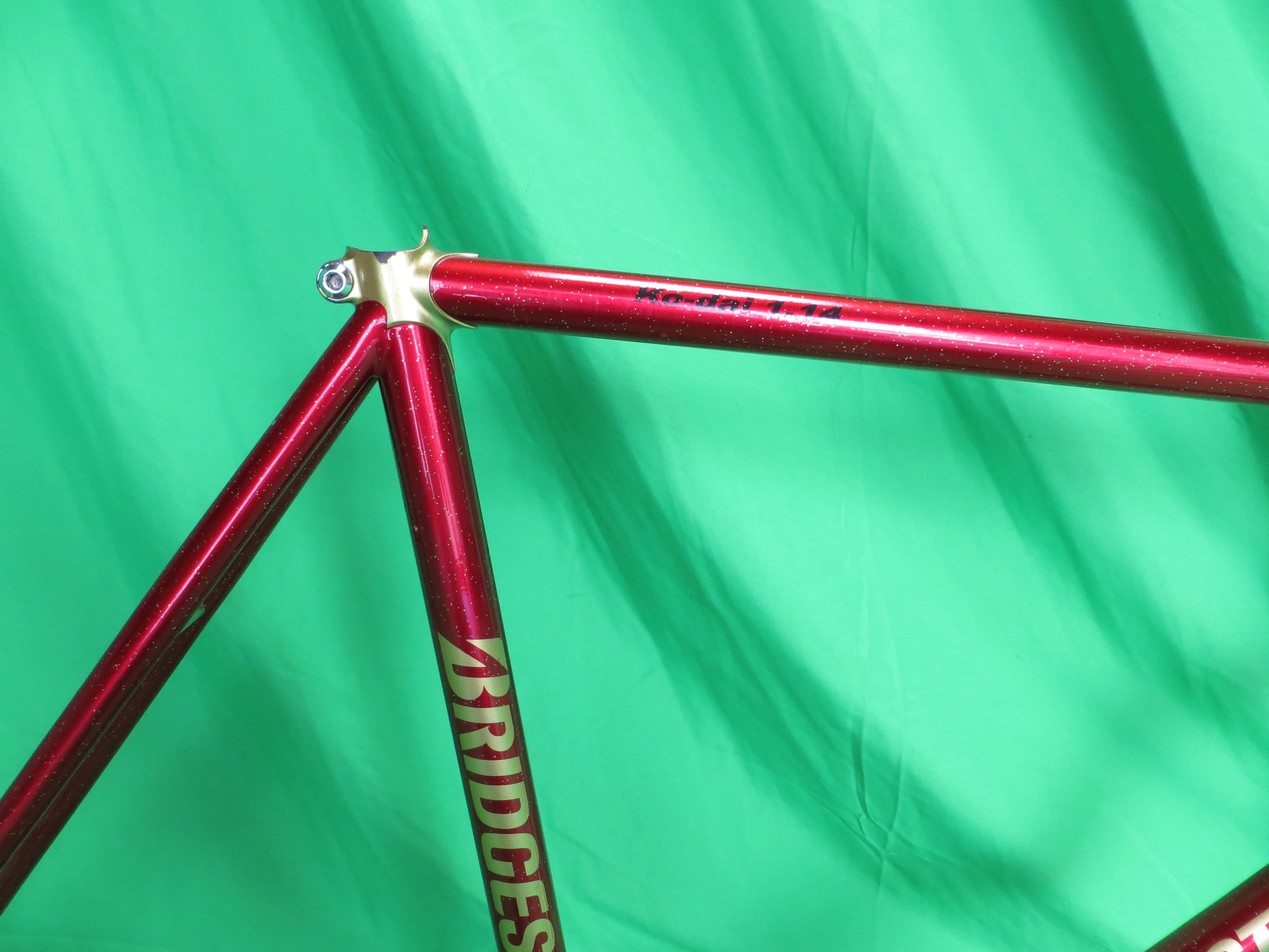 BRIDGESTONE Columbus Max Fork // Red / Gold Lugs with Gold Flake // 53.5cm - Image 13