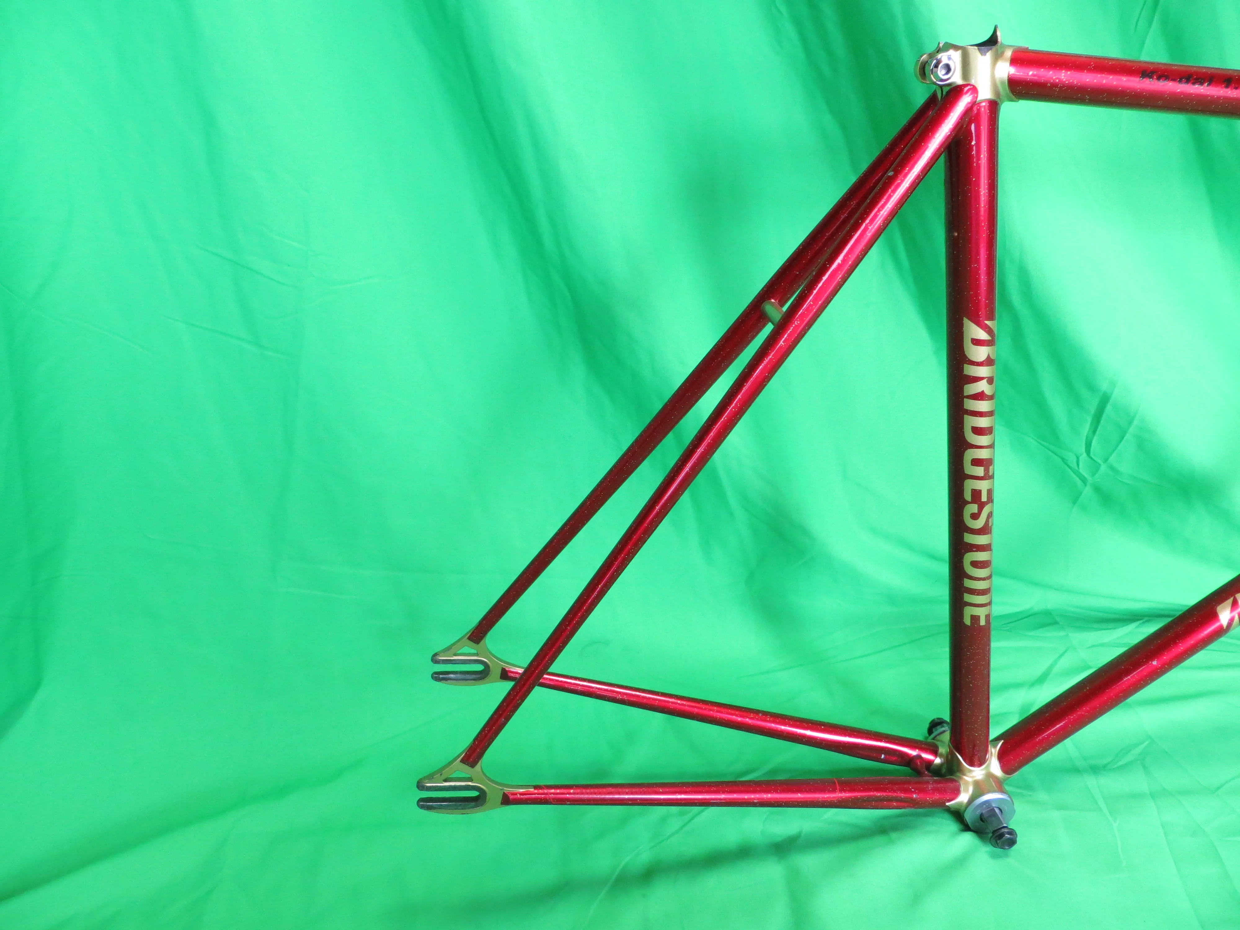 BRIDGESTONE Columbus Max Fork // Red / Gold Lugs with Gold Flake // 53.5cm - Image 16