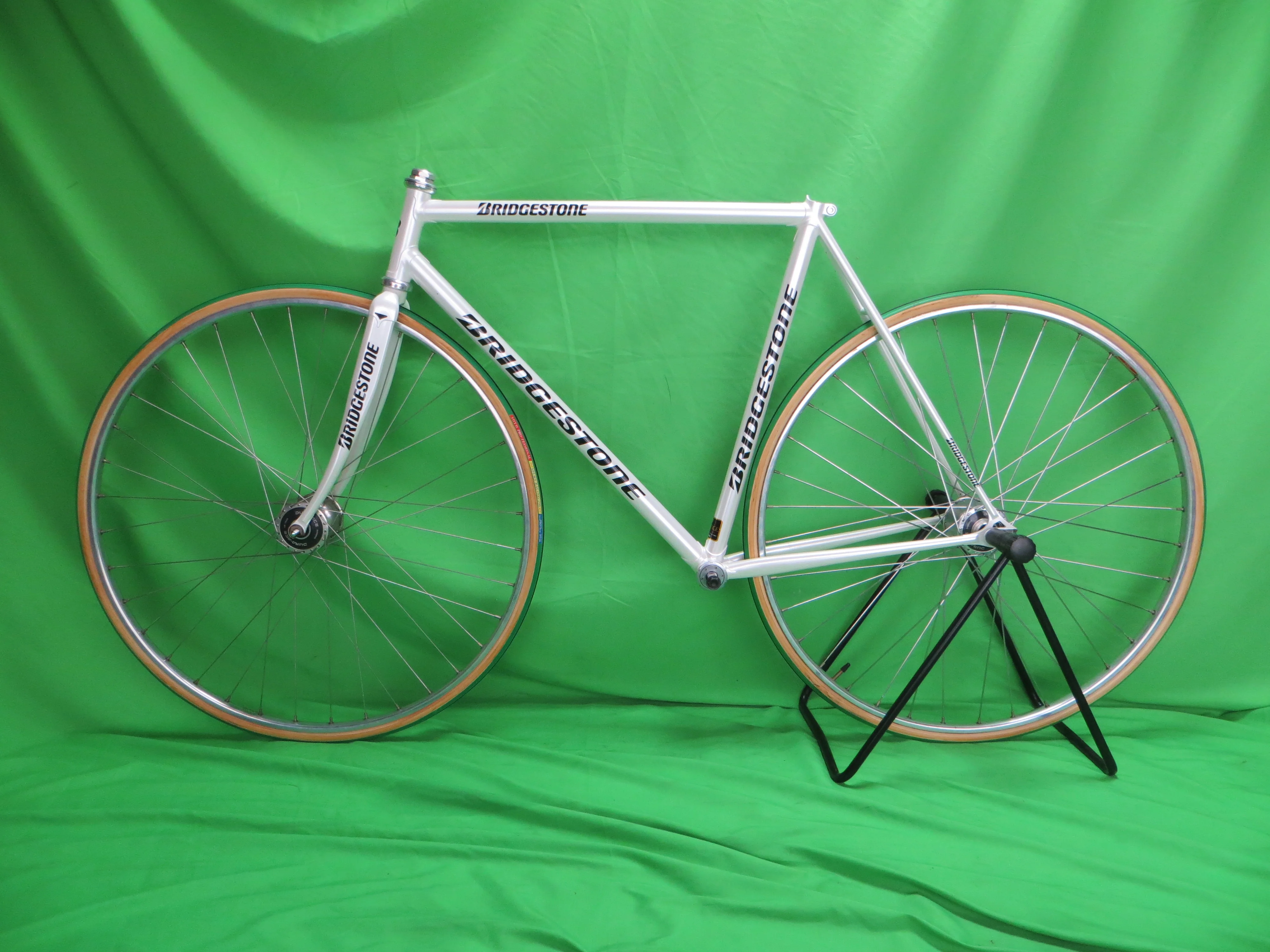 Bridgestone Columbus Max Fork // White // 53.5cm - Image 17