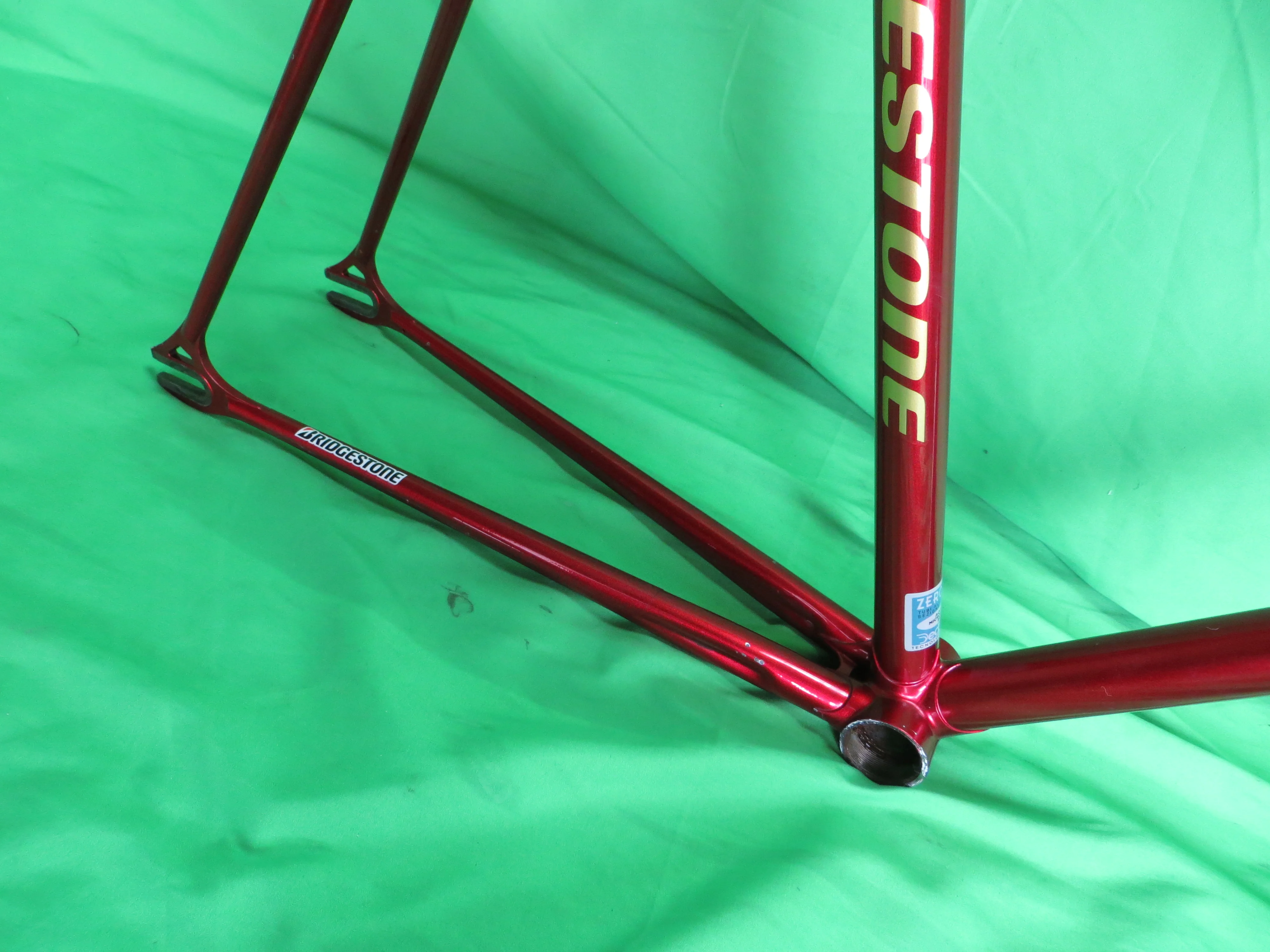Bridgestone Dedacciai Zero Uno  // Deep Red Metallic // 57.5cm // For Repairs /260422 - Image 12
