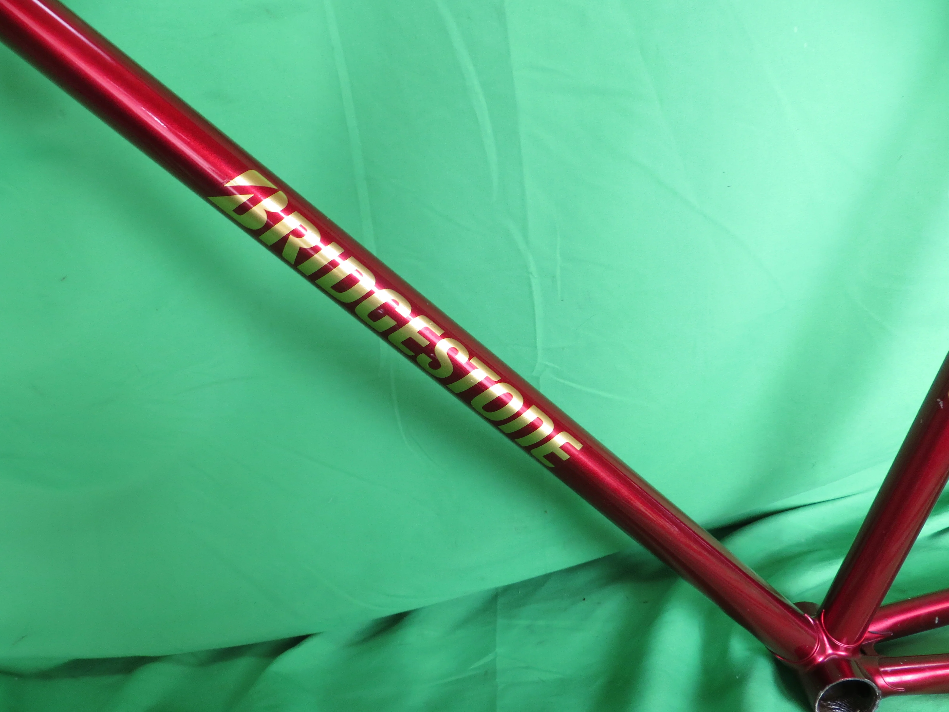 Bridgestone // Deep Red Metallic // 57.5cm // For Repairs /260422 - Image 5